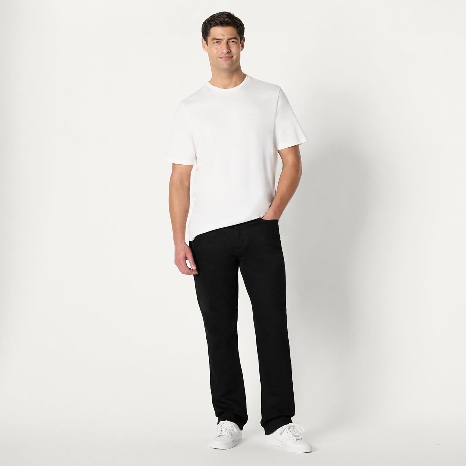 Thumbnail 2 de Amazon Essentials Herren Straight-Fit Jeans mit geringem Stretchanteil – robust, zeitlos, alltagstauglich