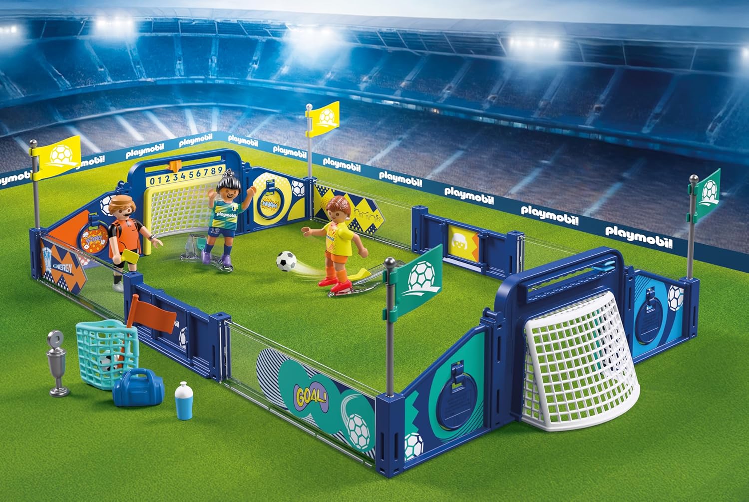 Detalle de PLAYMOBIL My Life Fussball-Arena 72056 – Spielfeld mit Schussmechanik und Schiedsrichter