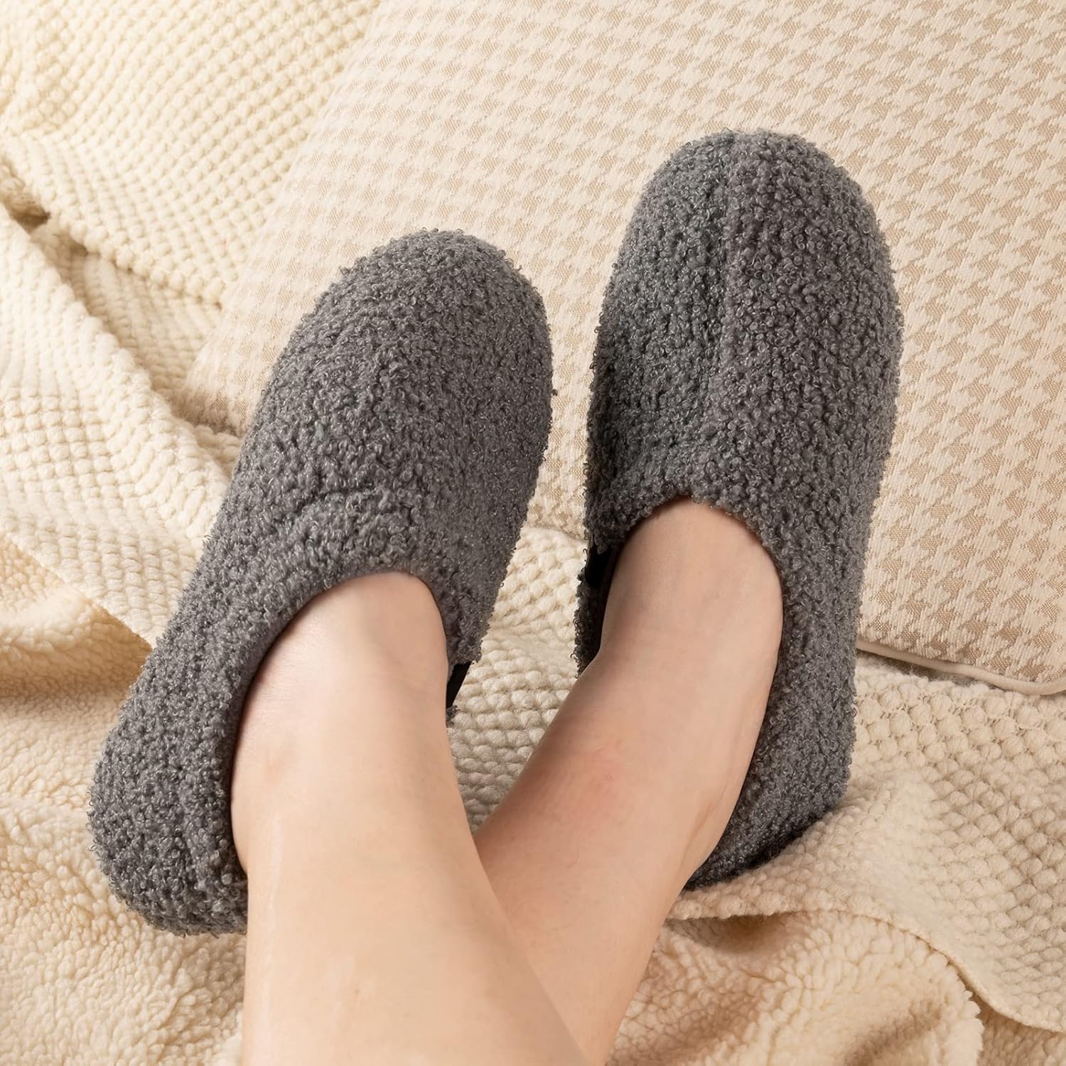 Detalle 2 de RockDove Women's Fleece Slipper