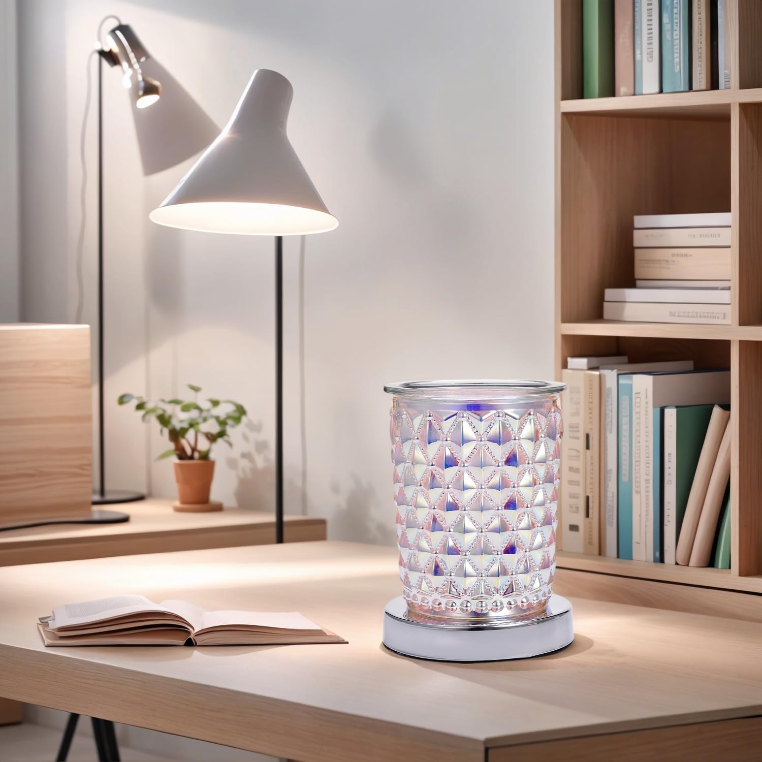 Detalle de DICIMI Diamond-Cut Crystal Electric Wax Melt Warmer with Touch Control and 3 Heat Settings