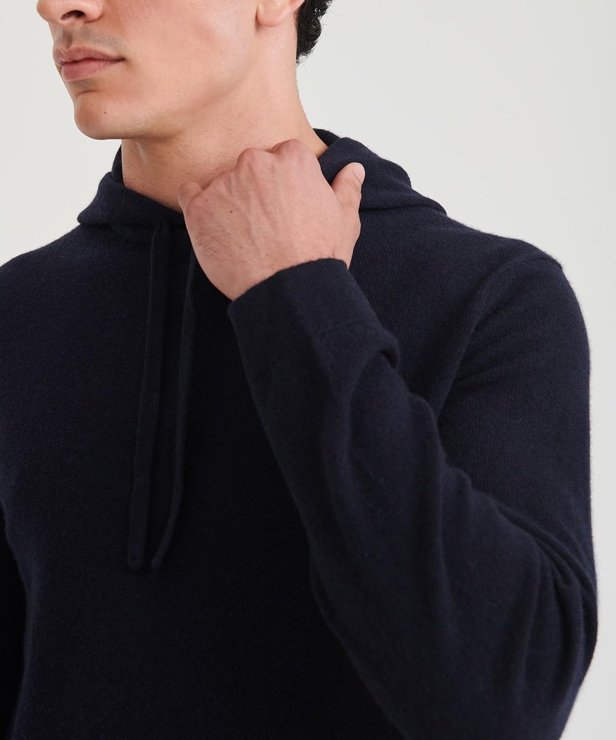 Thumbnail 1 de NAADAM The Off-Duty Cashmere Hoodie : pull-over en cachemire pour homme