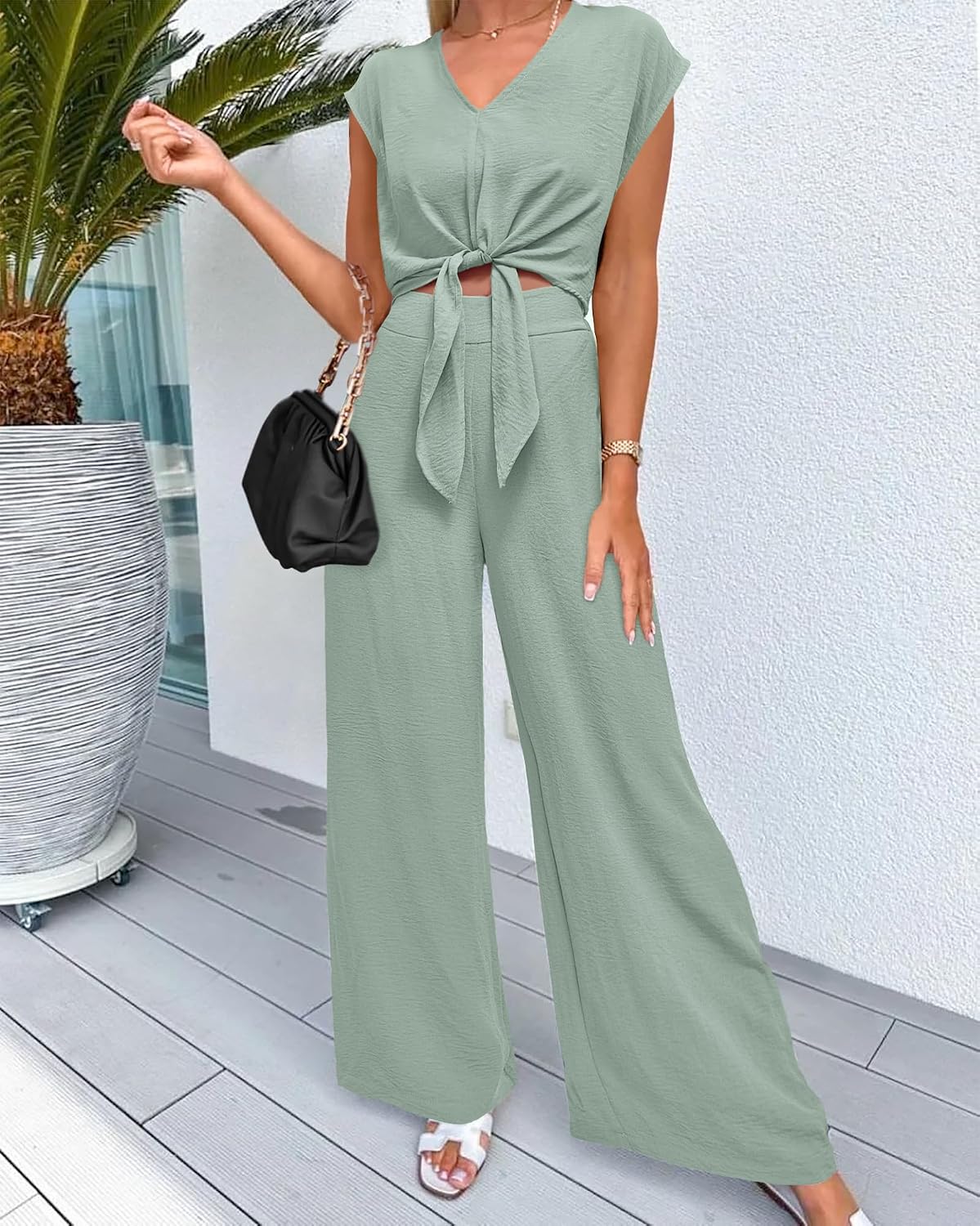 Detalle 2 de PRETTYGARDEN Women’s Summer 2-Piece Outfit Set (Cap Sleeve V-Neck Crop Top & Wide-Leg Pants)