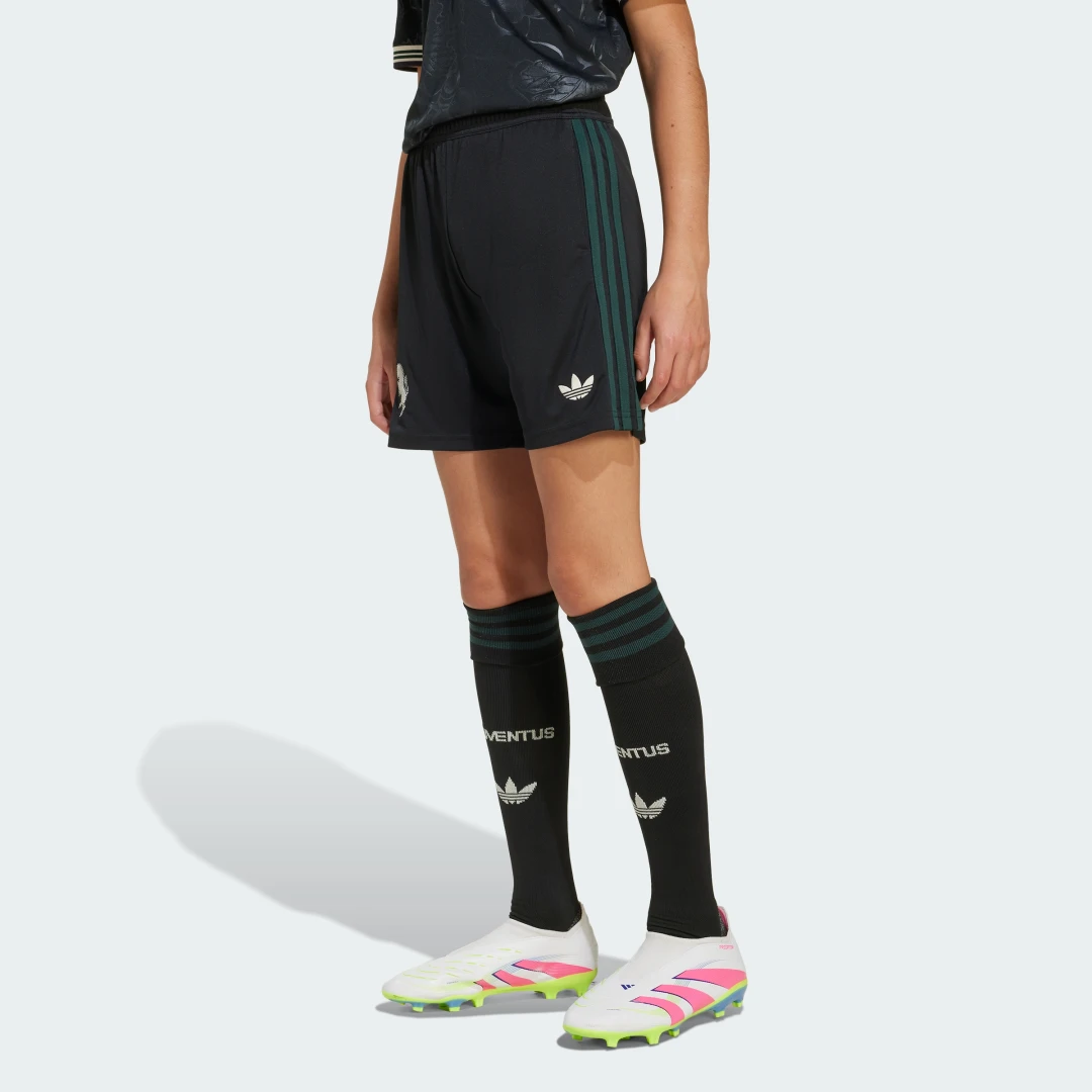 Thumbnail 2 de Pantalón corto tercera equipación Juventus 25/26 de Adidas — color negro