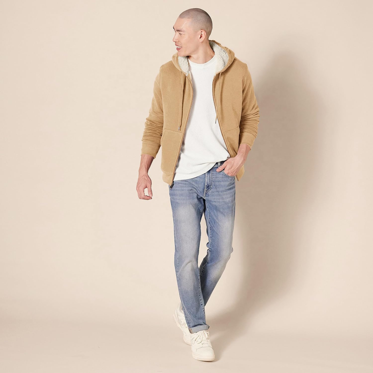 Thumbnail 3 de Amazon Essentials Men's Sherpa-Lined Full-Zip Fleece Hoodie