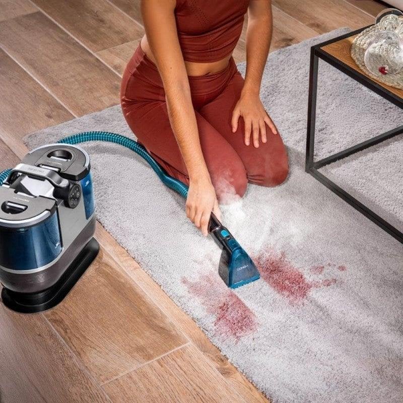 Detalle de Aspiradora Cecotec Conga 7000 Carpet&Spot Clean Steam Max 1700W: limpieza profunda en alfombras y tapicería