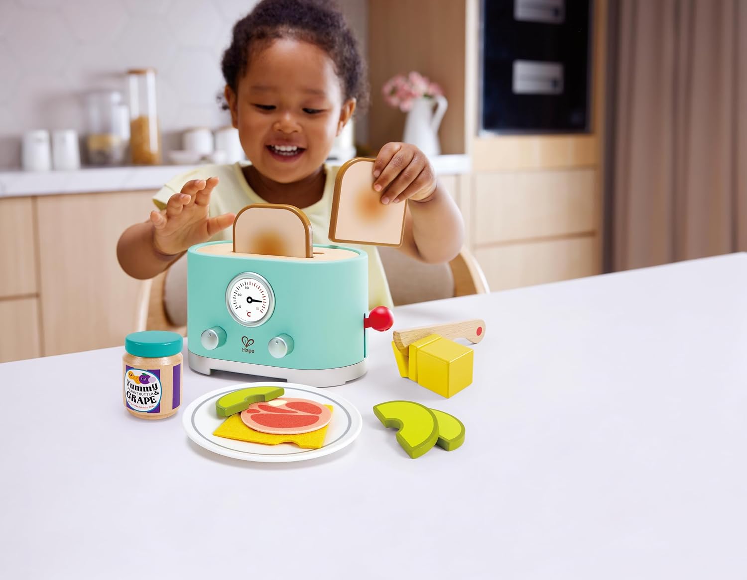 Detalle de Hape(ハペ)E3215 飛び出すトースターセット 木製のおままごと玩具