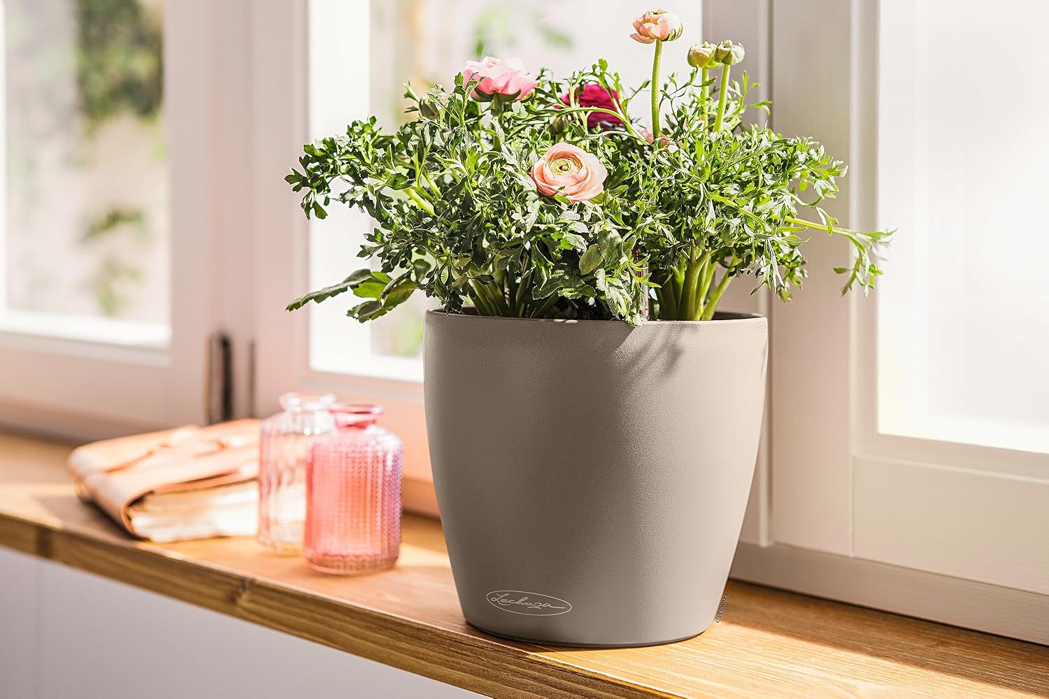 Detalle de LECHUZA CLASSICO Colore 21 marrone sabbia 13182 – Vaso autoirrigante tutto-in-uno