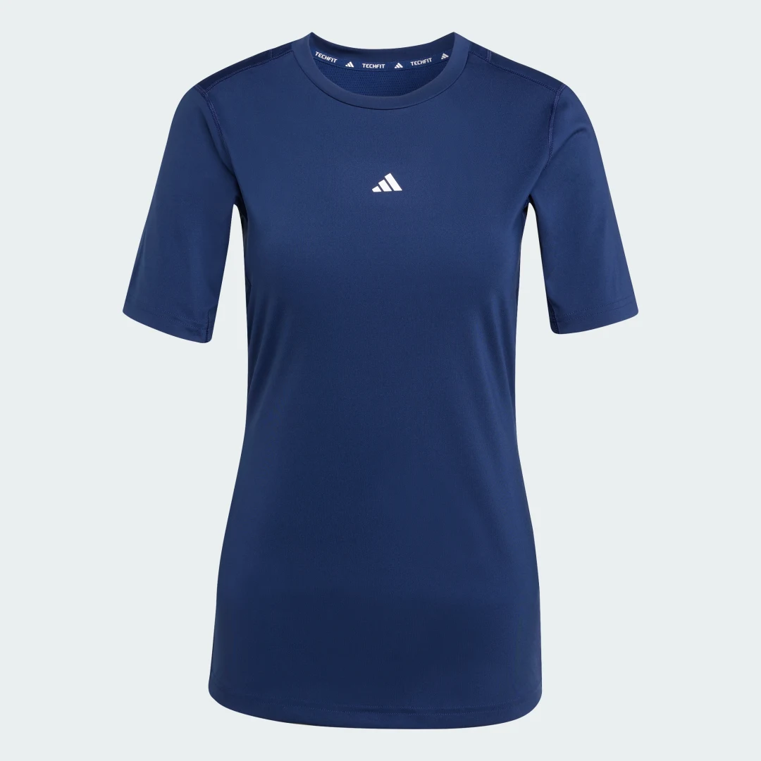 Detalle de Camiseta Techfit Training de Adidas: comodidad y rendimiento en color azul para tus entrenos