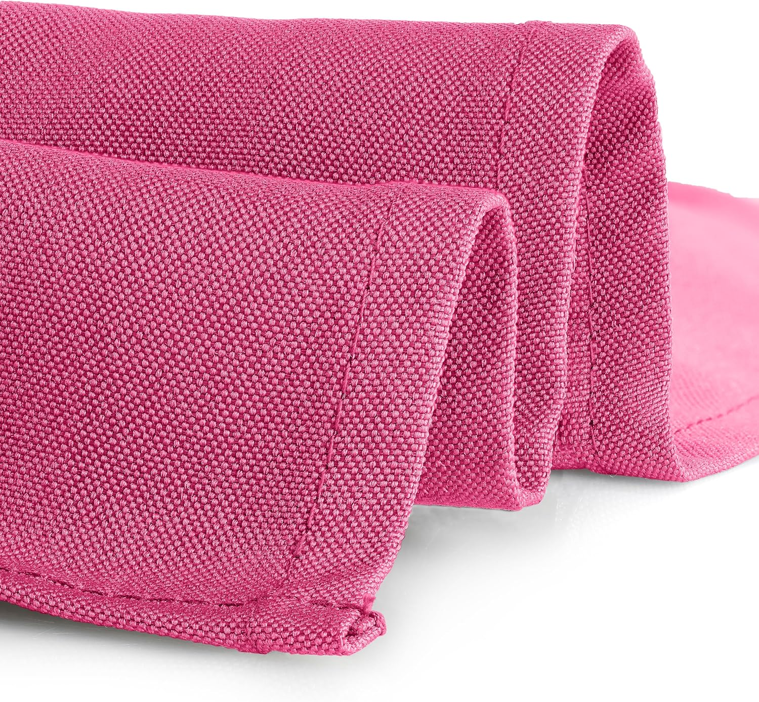 Detalle de Gee Di Moda Rectangle Tablecloth 70 x 120 Inches in Fuchsia for 6–8 Foot Tables