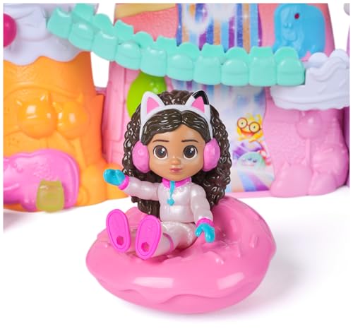 Detalle 2 de LA CASA DE MUÑECAS DE GABBY Pack Escenario Montaña Dulce con 2 figuras 🎲