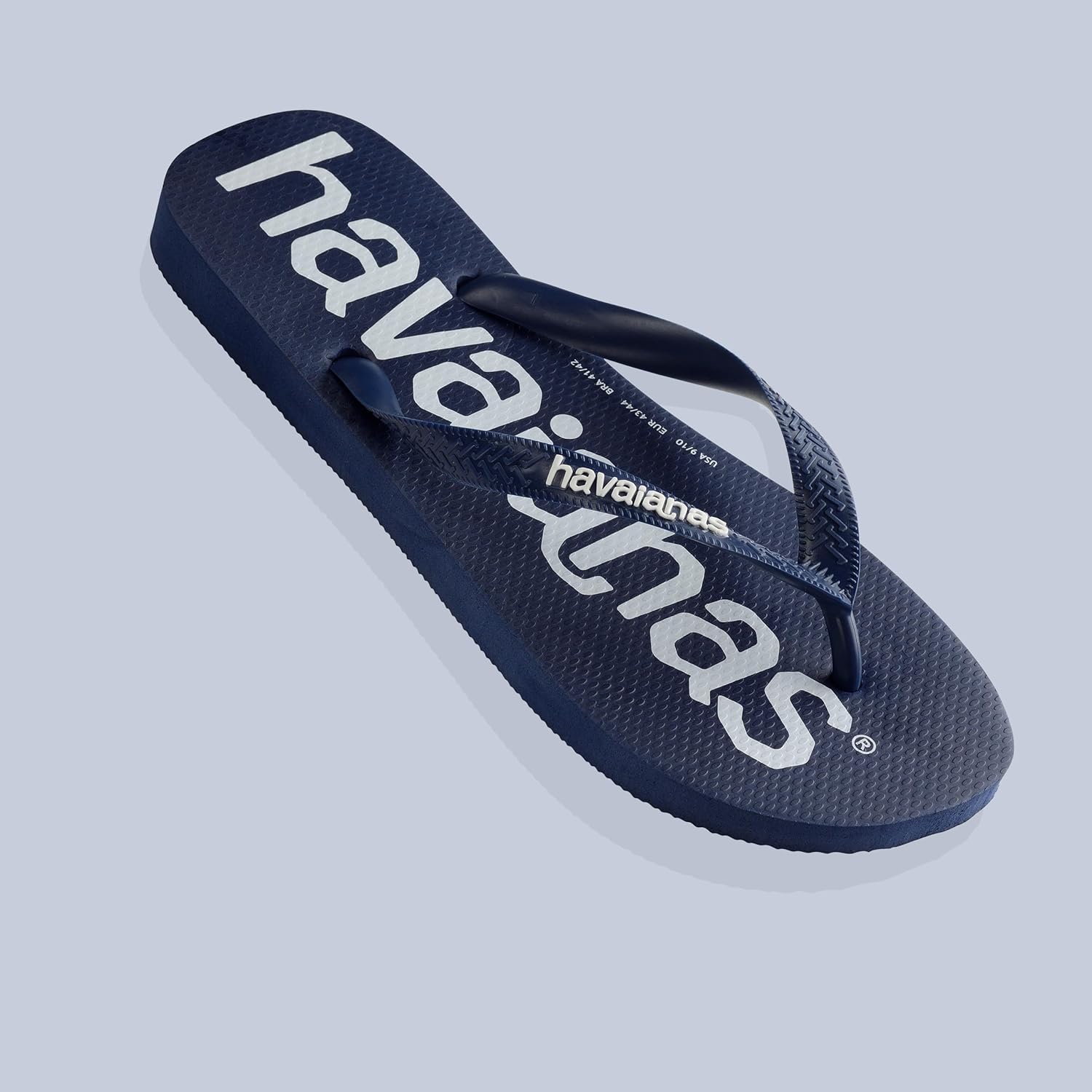 Detalle de Havaianas Top Logomania – Tongs unisexe à l’esthétique audacieuse et au confort pensé pour un usage quotidien