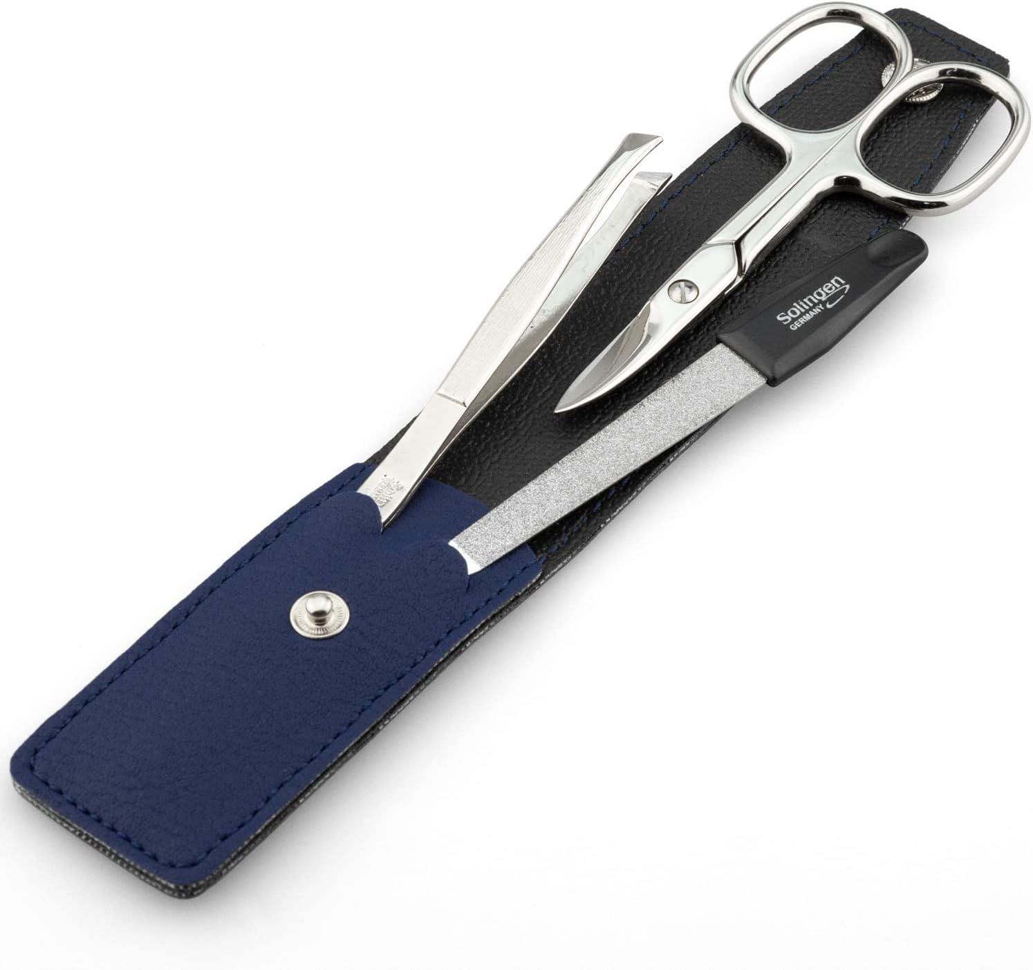 Detalle de Forbicine e Pinzette – Set Manicure Professionale con Custodia in Similpelle