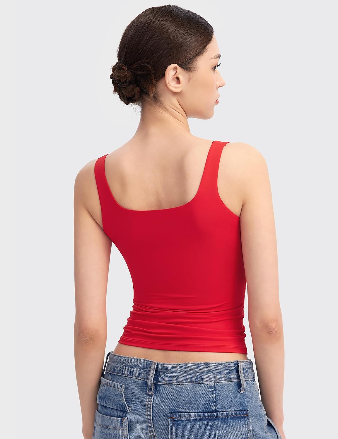 Detalle 2 de PUMIEY Women's Square Neck Tank Top: Double-Lined, Sleeveless, Sharp Collection