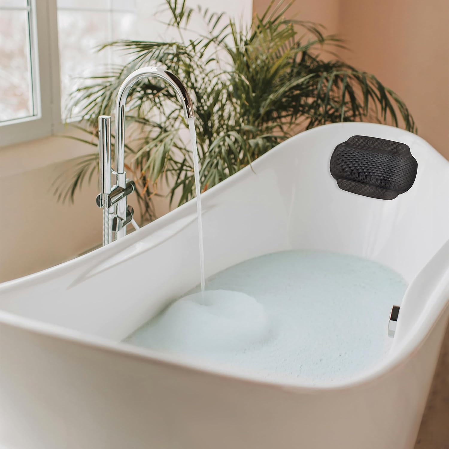 Detalle de Spirella Alaska : Coussin de Baignoire en PVC avec Appui-Tête Ergonomique et Ventouses – Noir 32 x 23 cm