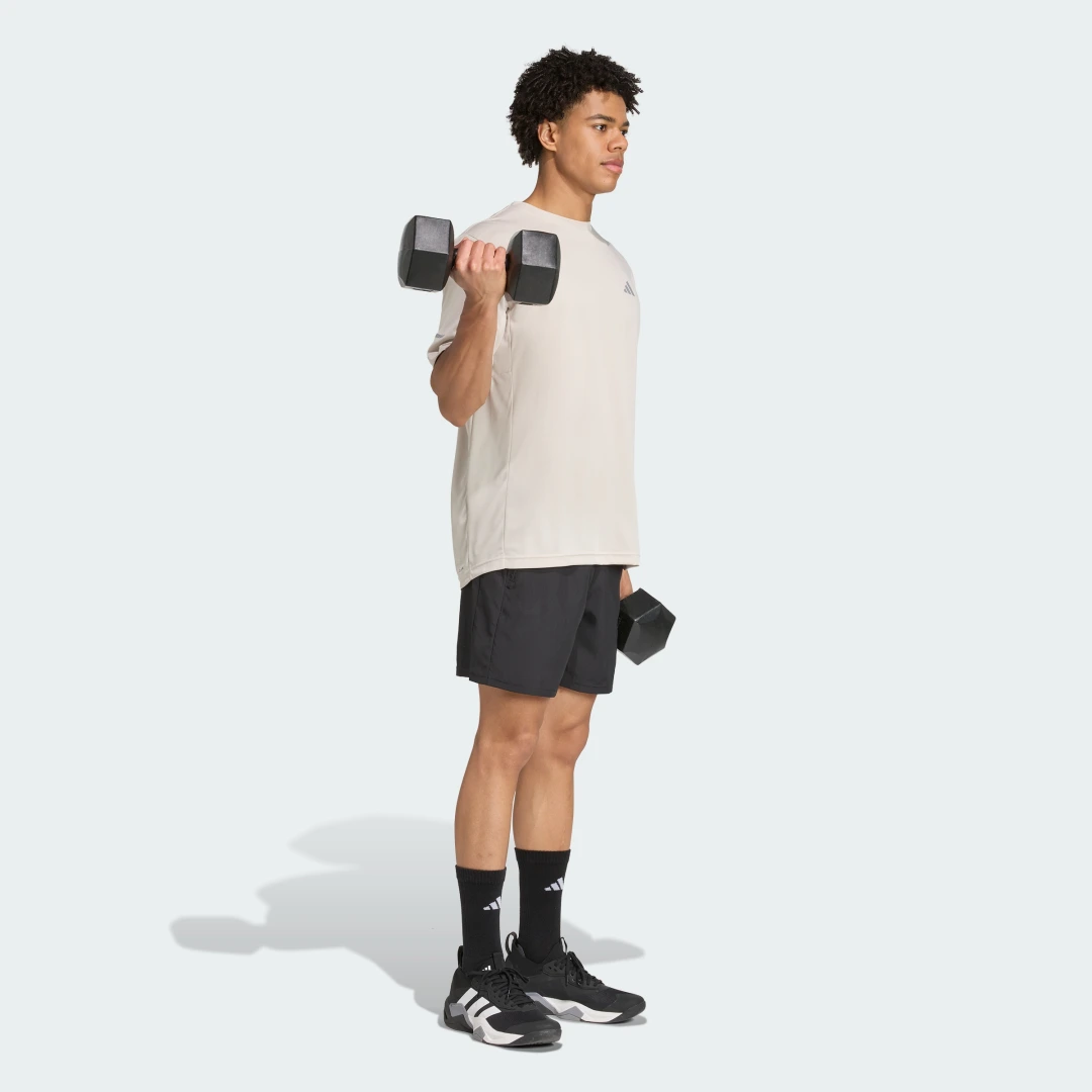 Detalle de Camiseta Training Essentials Holiday Pack