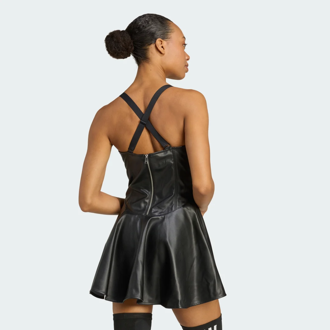 Detalle 2 de adidas x Jeremy Scott Vestido piel sintética Negro