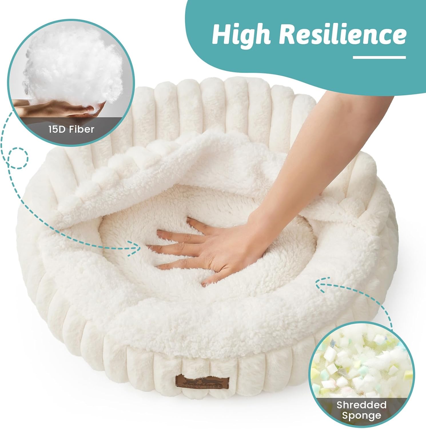 Thumbnail 4 de COZY KISS Cat Bed with Blanket 58x58x15cm – Small Indoor Hideaway for Cats