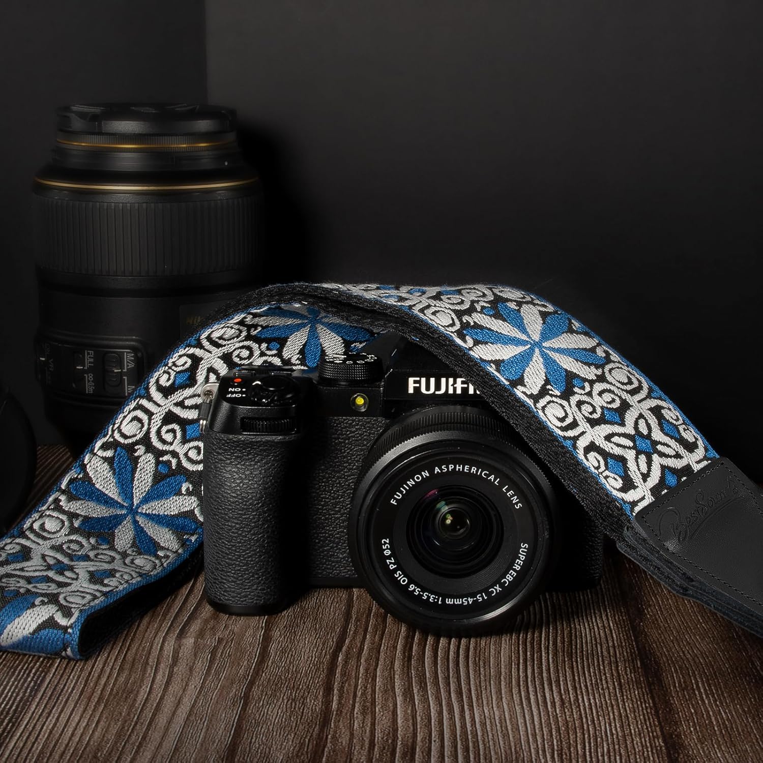 Detalle de BestSounds Jacquard 2-inch Camera Strap