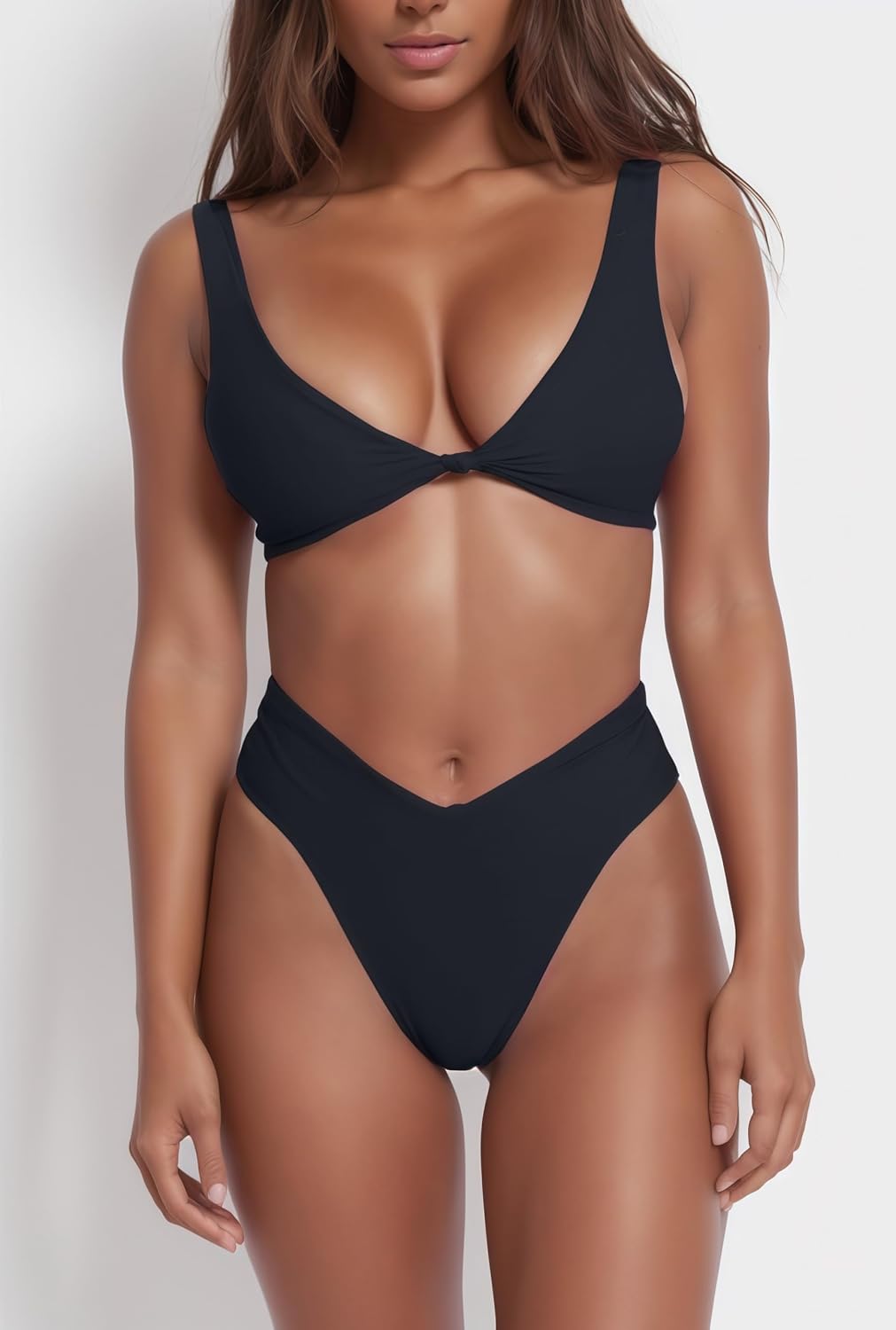 Detalle 2 de geluboao Solid V-Neck Knot Front Push-Up Bikini Set with High-Rise Thong Bottom