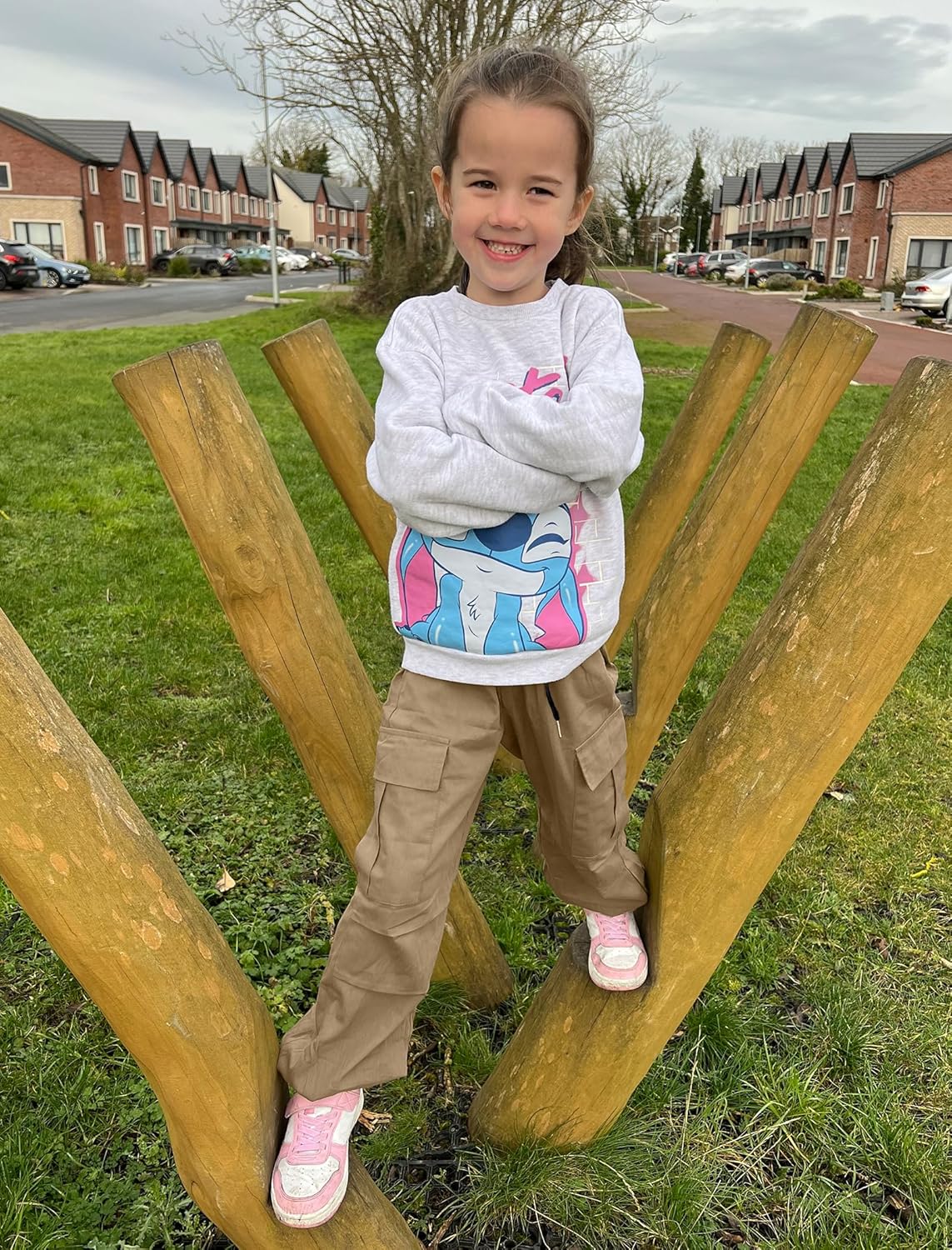 Detalle de JiAmy Girls Cargo Trousers with Elastic Waist – Casual Baggy Parachute Pants for 5–14 Years