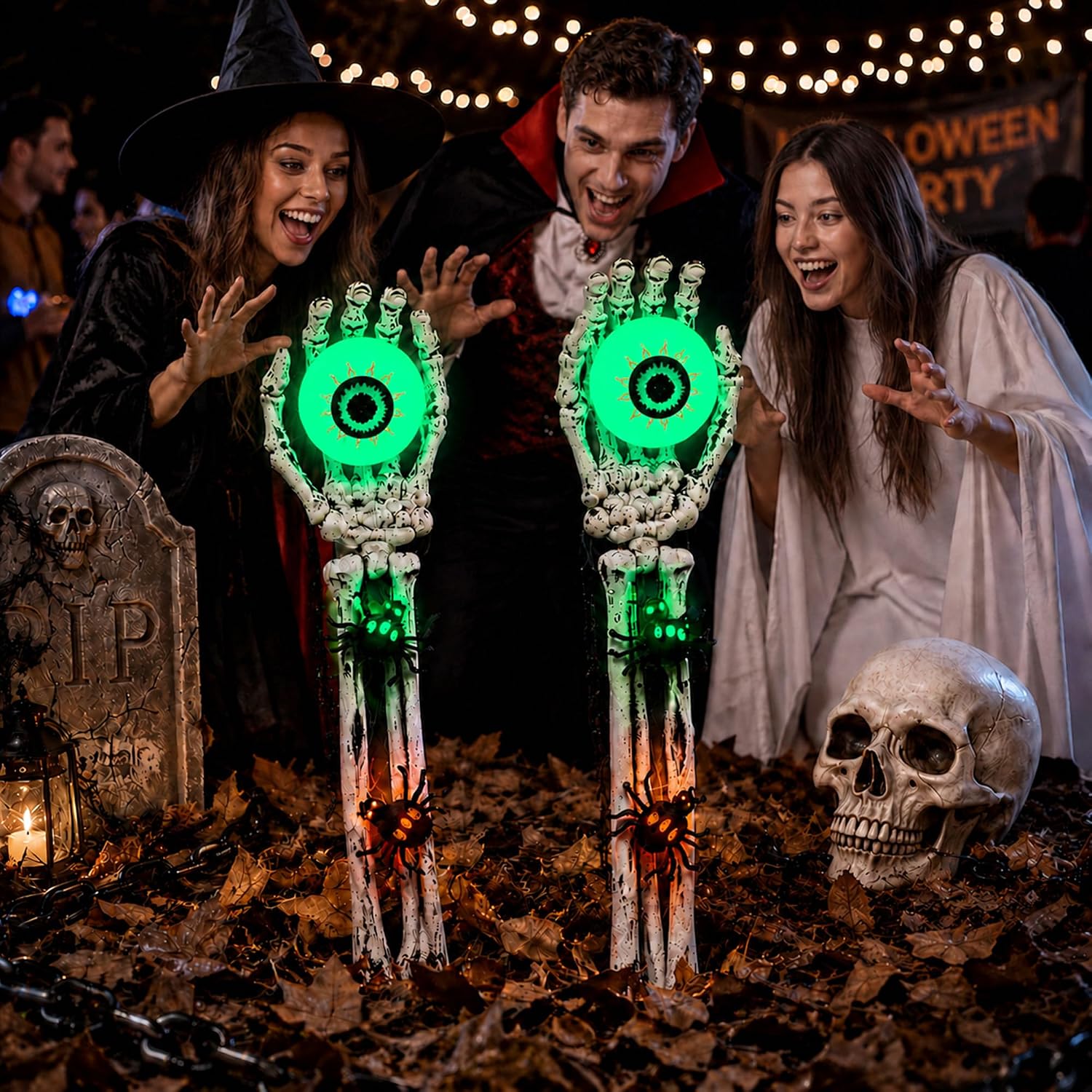 Detalle de Mantunt Halloween Skeleton Hands Outdoor Decor with Green Eyeball Lights