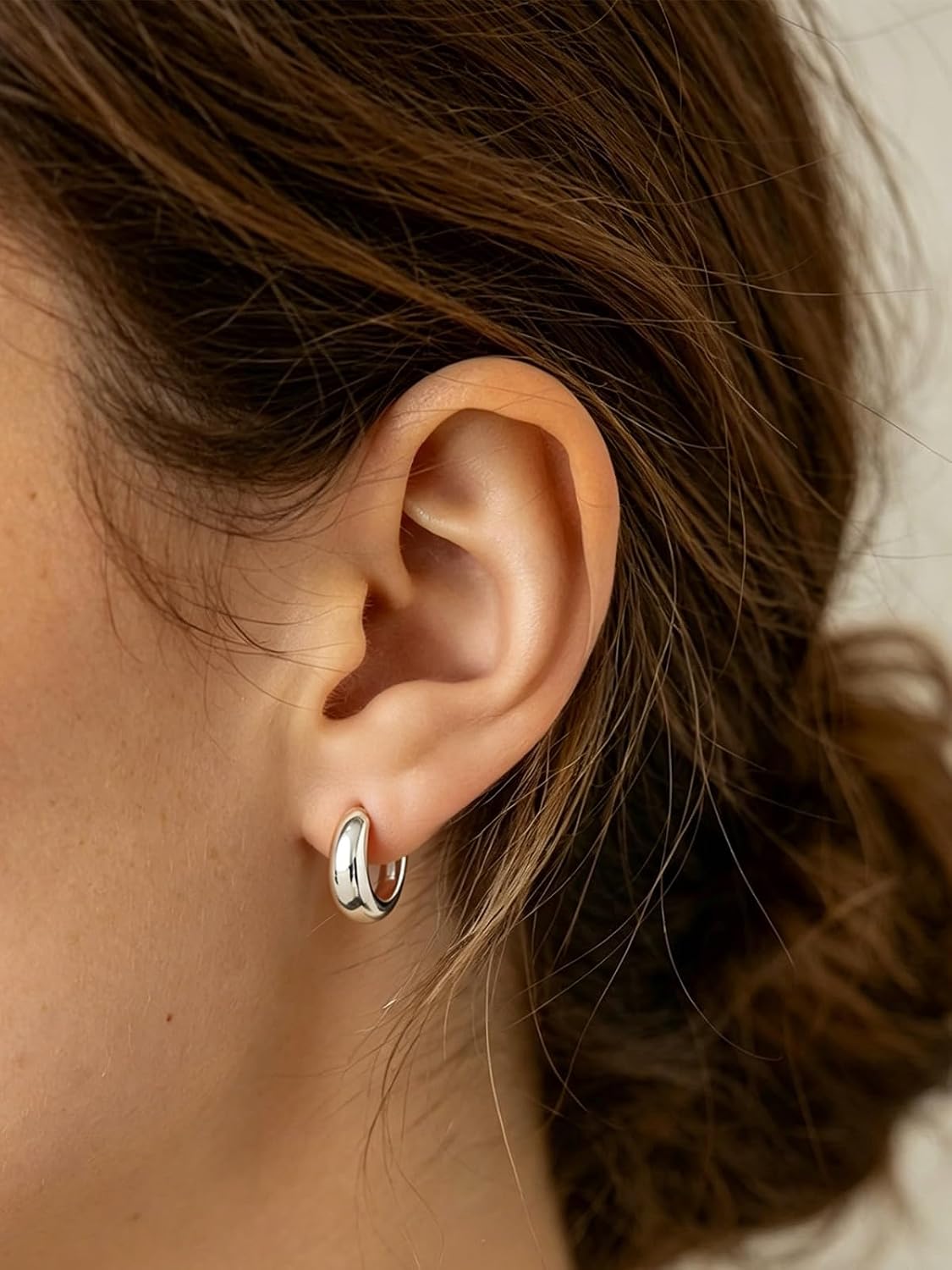Detalle de Silvora Orecchini Cerchio Argento 925 – Cerchi piccoli eleganti in argento con montatura in rame