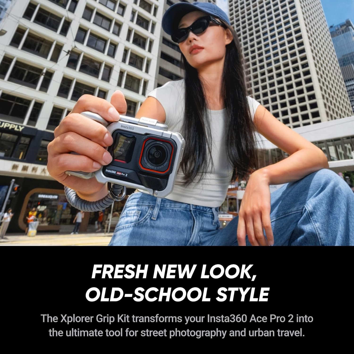 Thumbnail 1 de Insta360 Ace Pro 2 Xplorer Bundle (Moonlight Silver) – 8K Waterproof action camera with Leica optics and dual AI chips