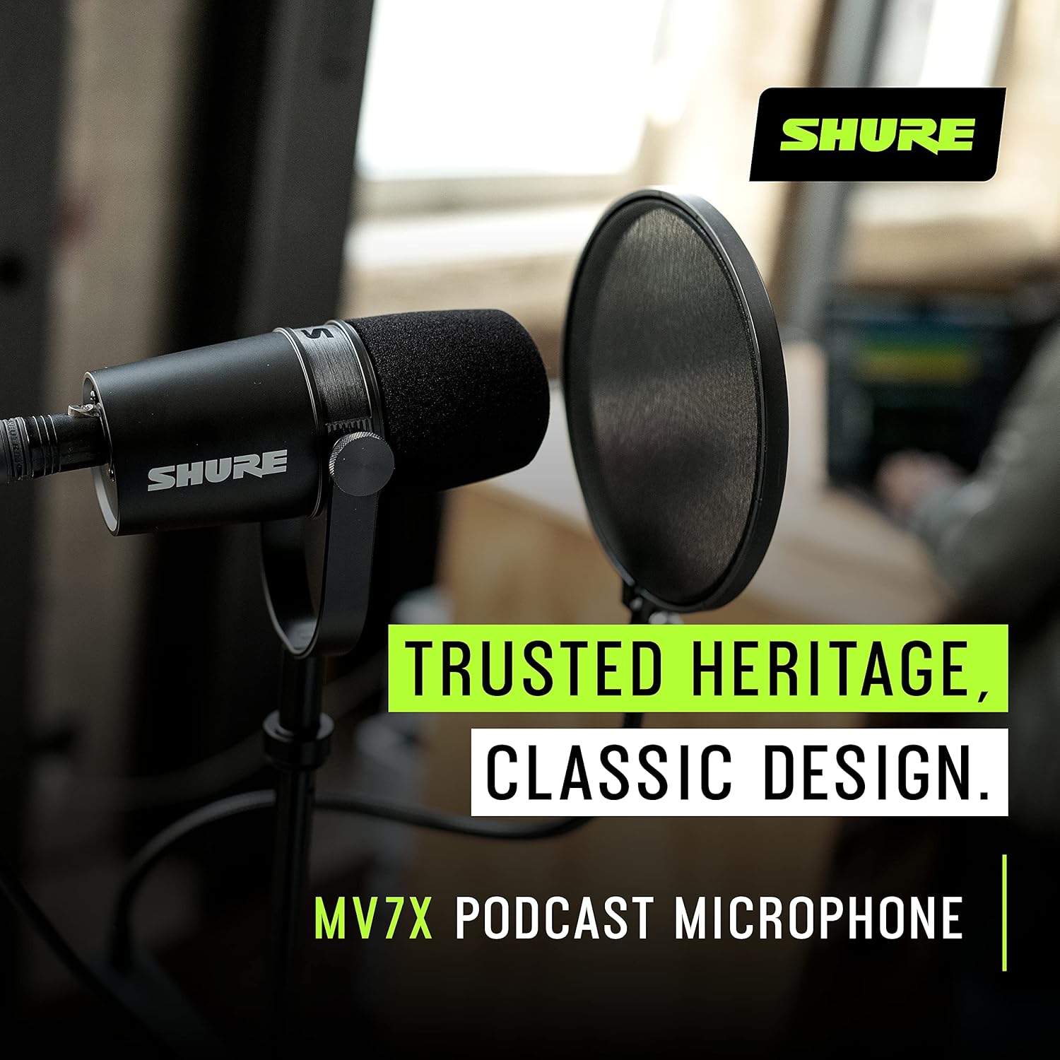 Detalle 2 de Shure MV7X XLR Dynamic Microphone (Cardioid, Voice-Isolating) for Podcasting, Vocal Recording & Broadcasting