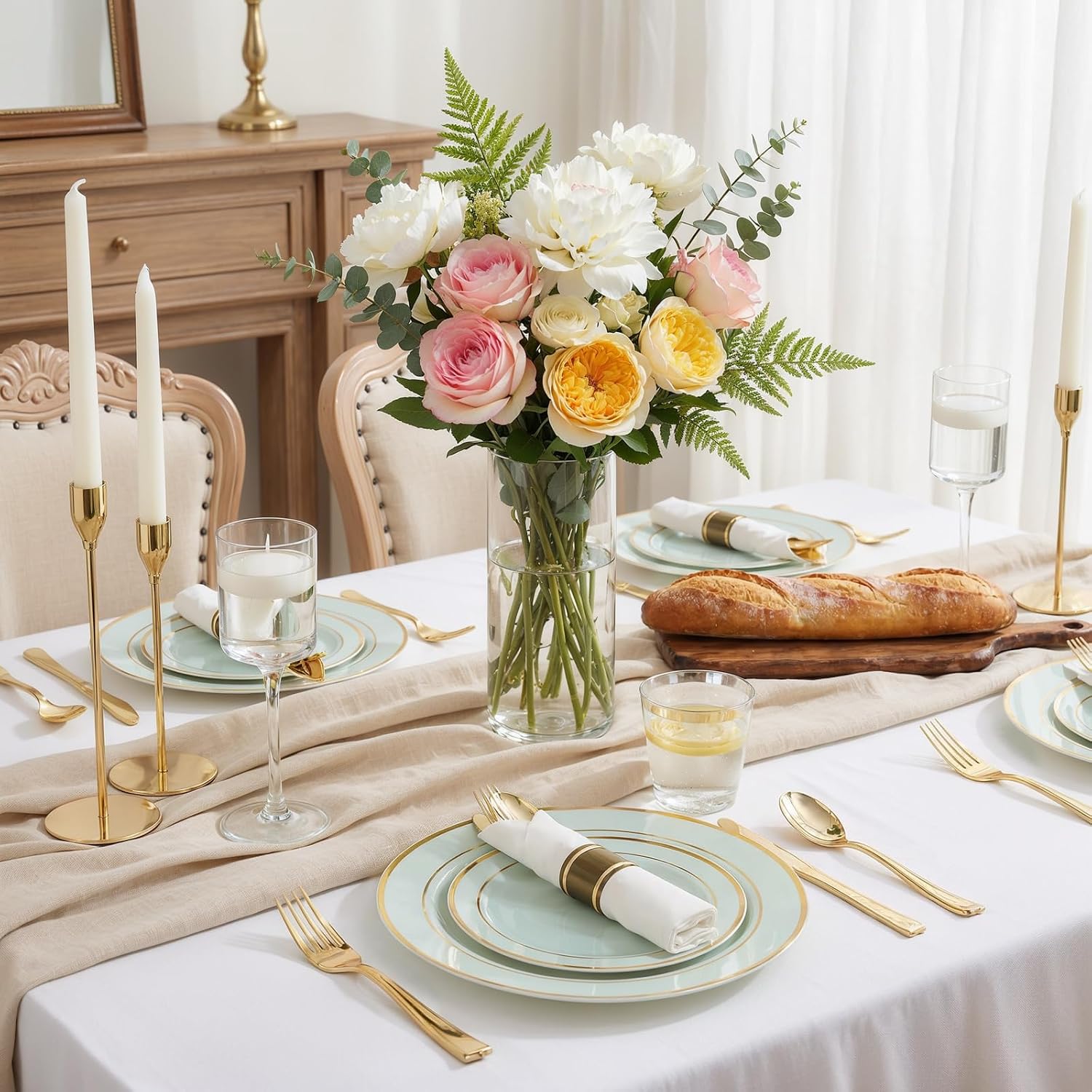 Detalle de WDF Partyware PET350 Sage Green Plastic Dinnerware Set, 175 Pieces with Gold-Rim Plates