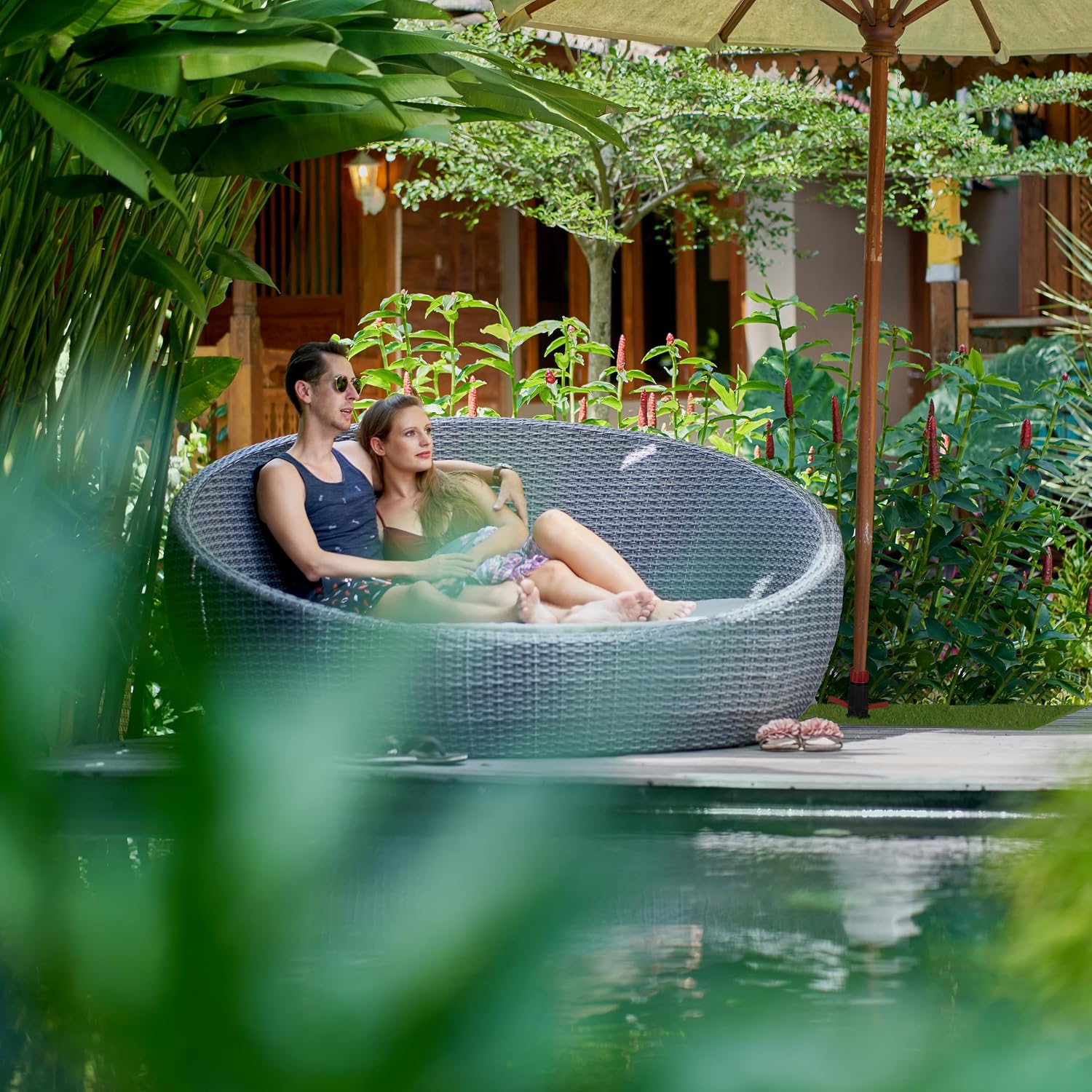 Detalle de Relaxdays 10026431 grondanker voor parasol, 19–32 mm, met grepen