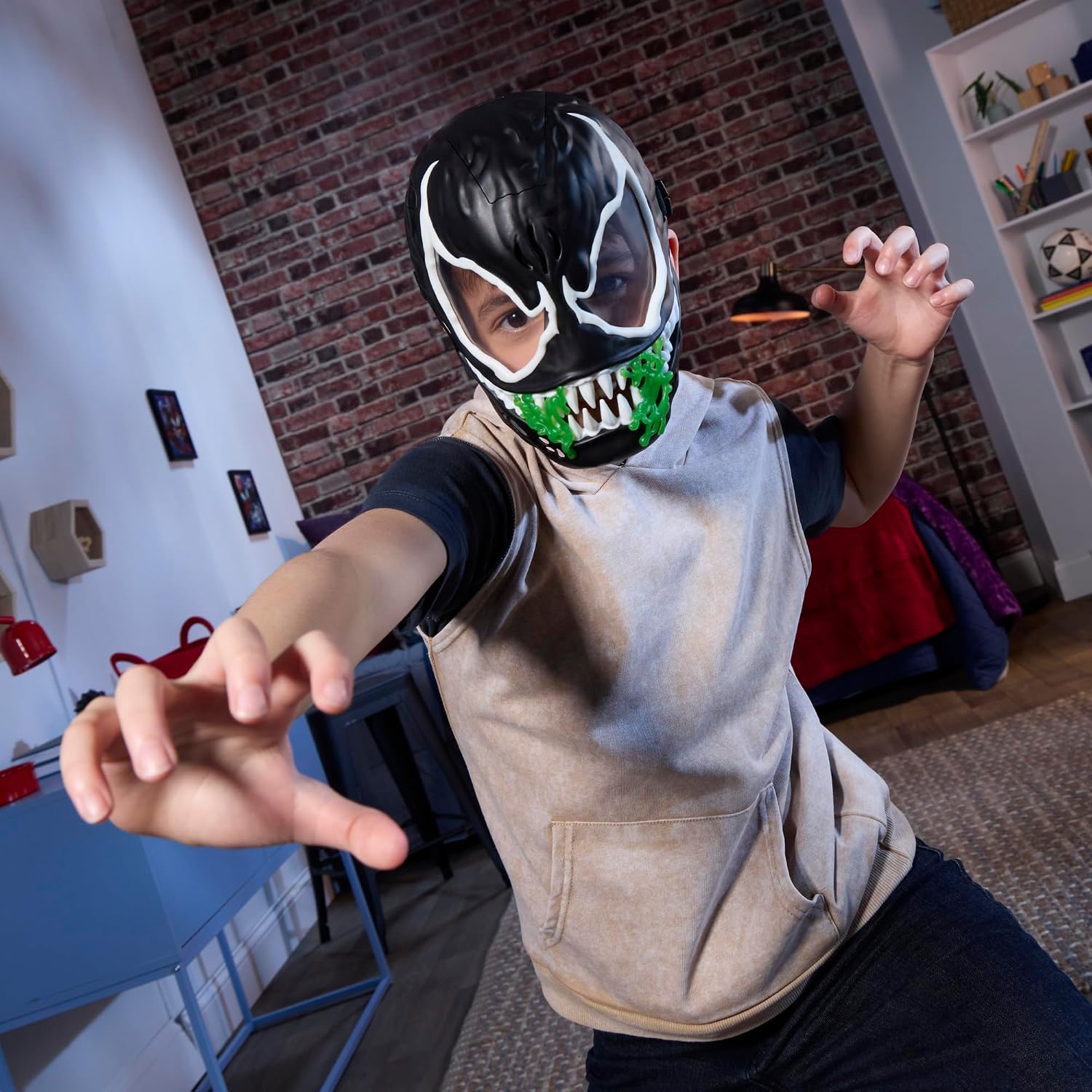 Detalle de SPD Venom Versus Mask – Masque phosp resc et lumineuse pour enfant (Spider-Man Venom), noir