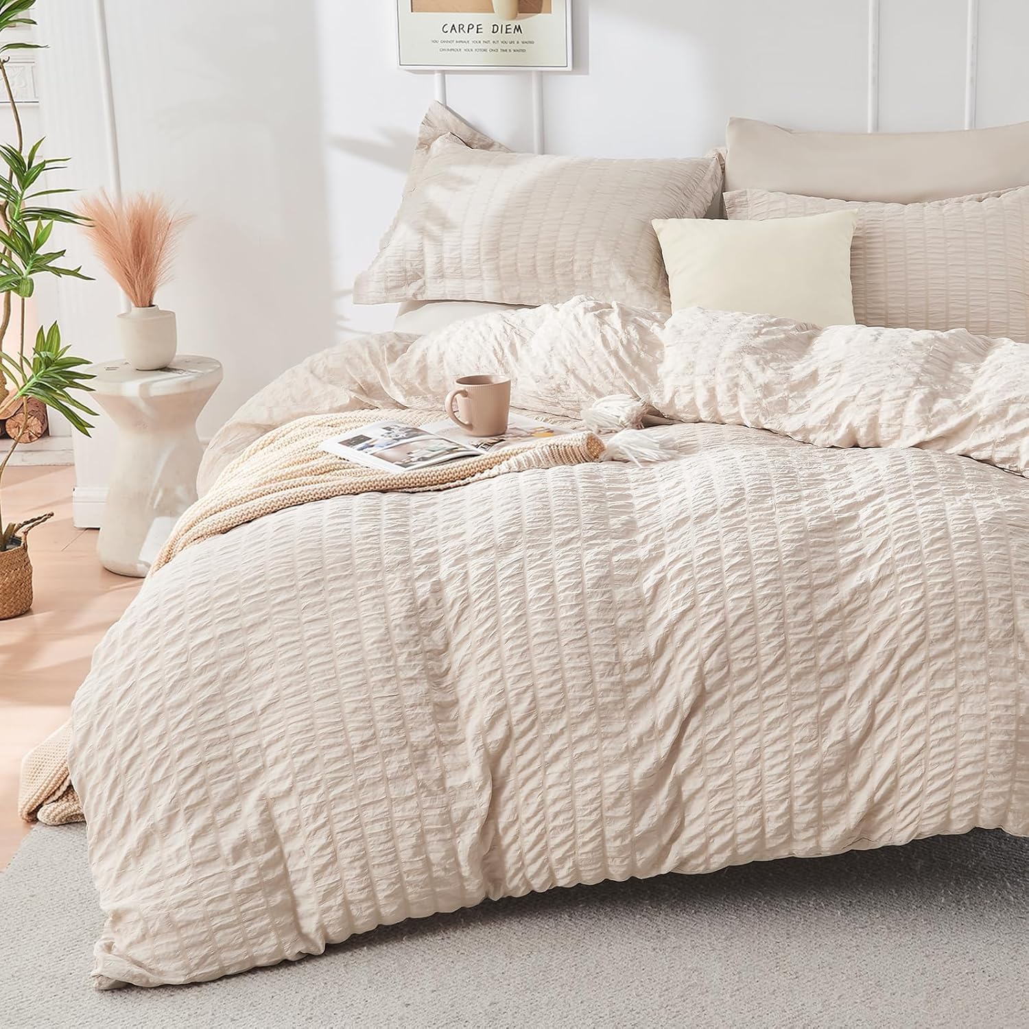Detalle de HYMOKEGE Beige Queen Duvet Cover Set (3-Piece) — Seersucker Microfiber with Zipper & 8 Corner Ties