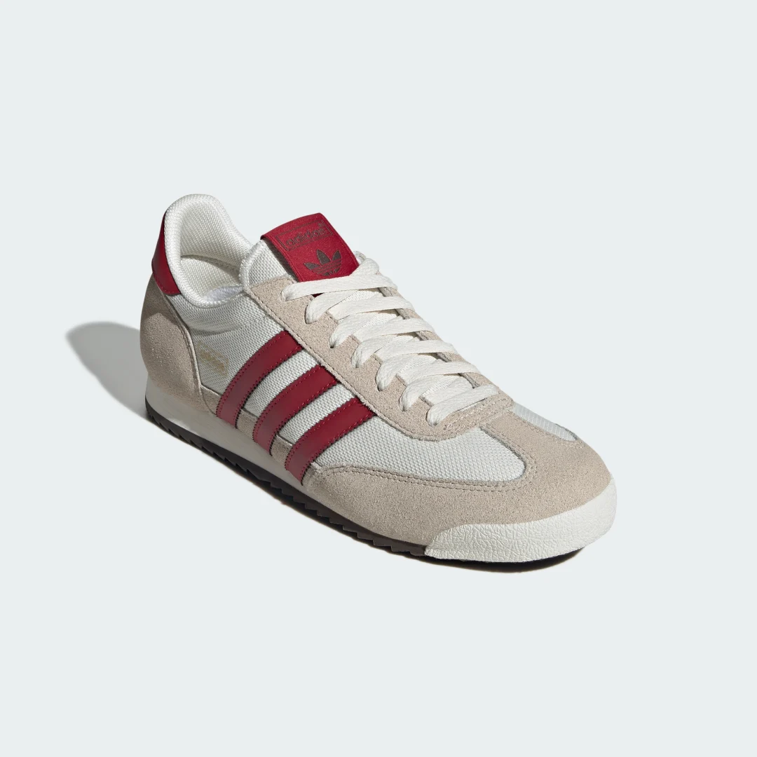 Detalle 2 de Zapatilla R71 de Adidas: una opción diaria para tu estilo en blanco