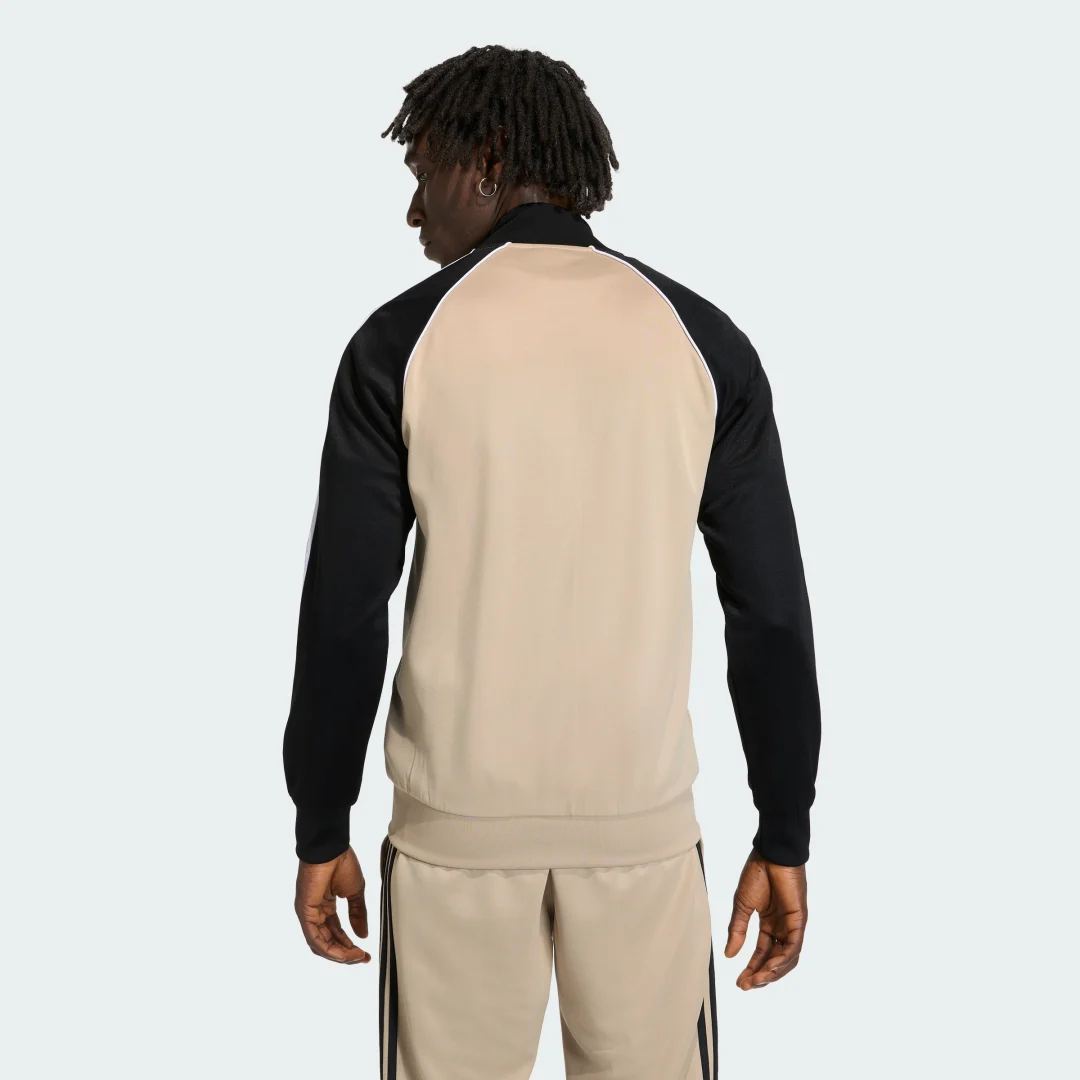 Detalle de Chaqueta deportiva SST de Adidas | Beige