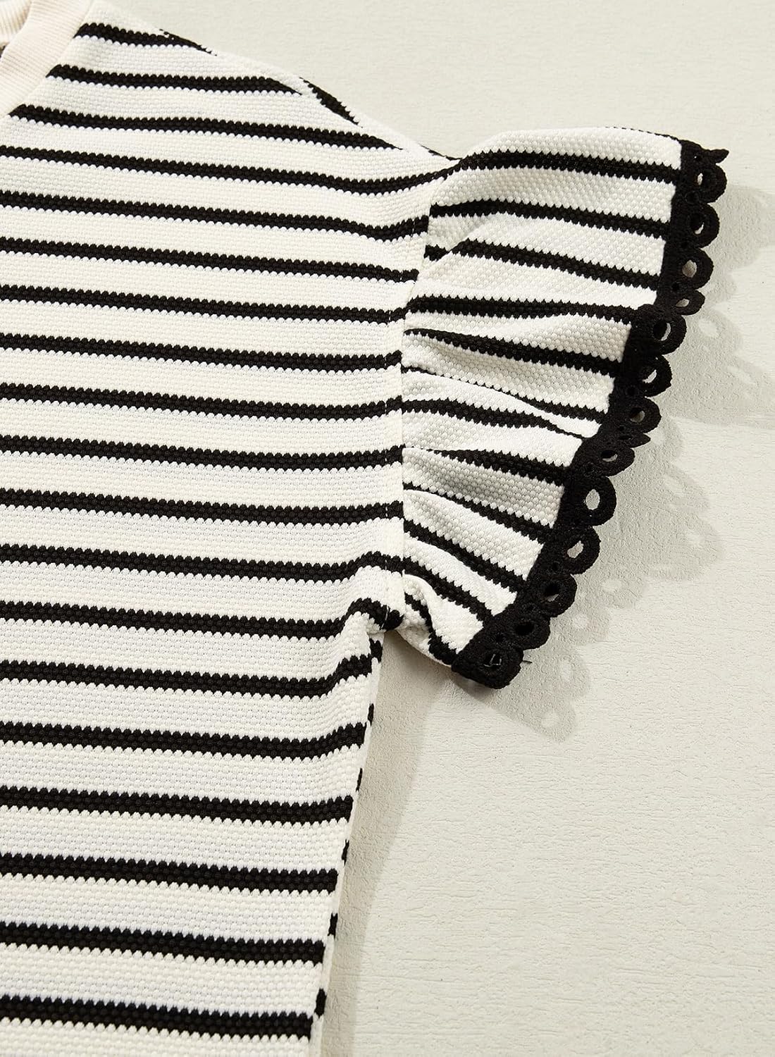 Thumbnail 5 de SHEWIN Women Summer Loose Fit Stripe Knit Top