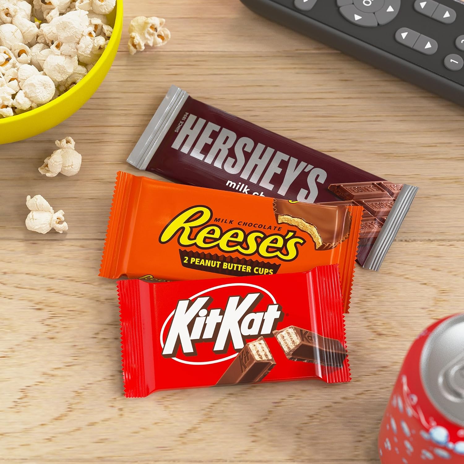 Detalle 2 de HERSHEY'S 00034000405862 Chocolate Variety Box, 18 Full-Size Bars