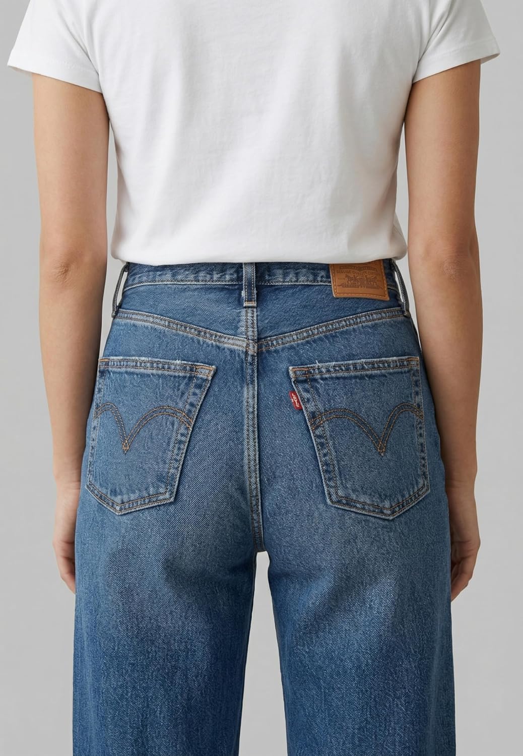 Detalle de Levi's Ribcage Wide Leg Jeans Femme – Ultra-haut et iconic