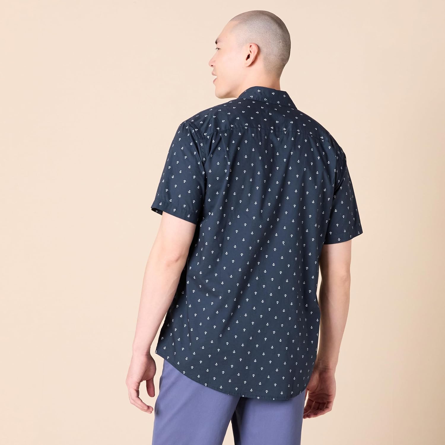 Detalle de Amazon Essentials Men's Short-Sleeve Button-Down Print Shirt