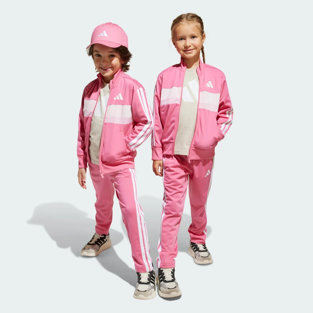 Detalle 2 de Chándal Seasonal Essentials Tiberio Tricot 3 bandas (Niños) – Adidas