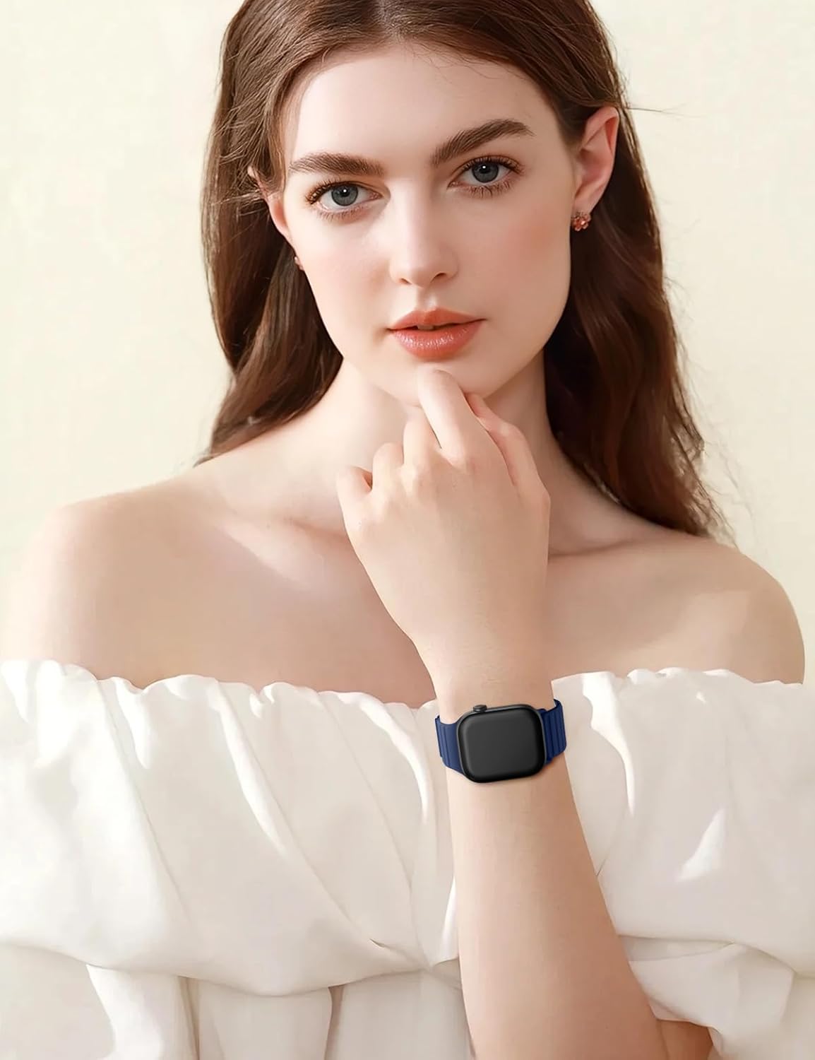 Detalle 2 de Magnetic Silicone Sport Loop for Apple Watch (38–49mm): Lightweight, Waterproof Comfort