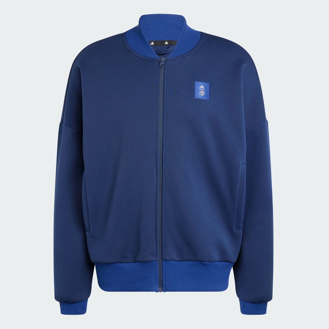 Detalle 2 de Chaqueta Manchester United Seasonal de Adidas: función, estilo y cuándo conviene