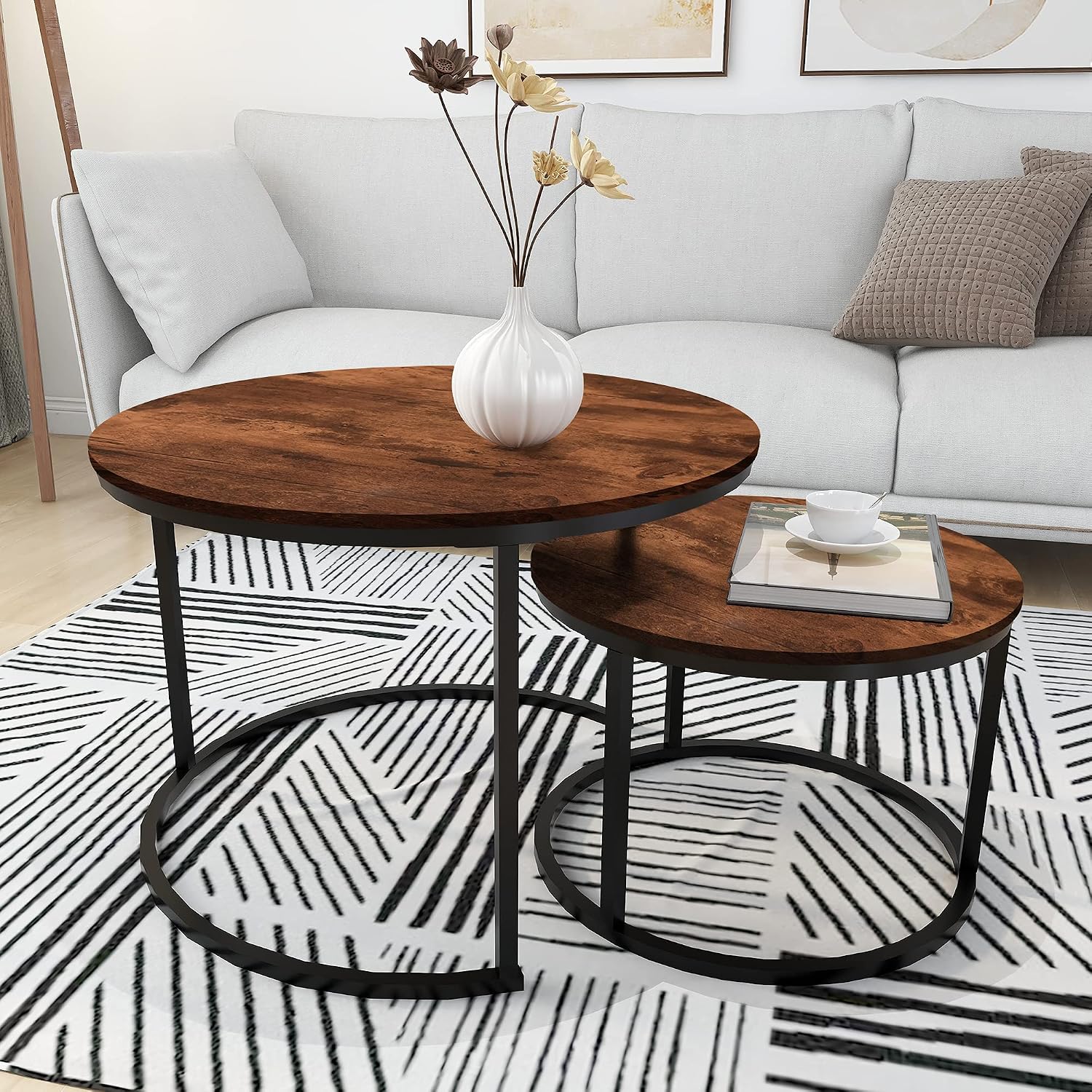 Detalle de HOMERECOMMEND SB-120 ronde nesting-salontafelset met zwart metalen frame