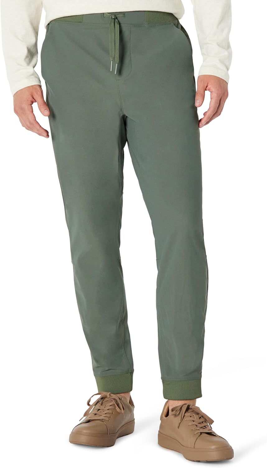 Thumbnail 5 de Amazon Essentials Herren Slim-Fit Reise-Jogginghose mit Stretchanteil – glatter Stretchstrick ohne Knittergefühl