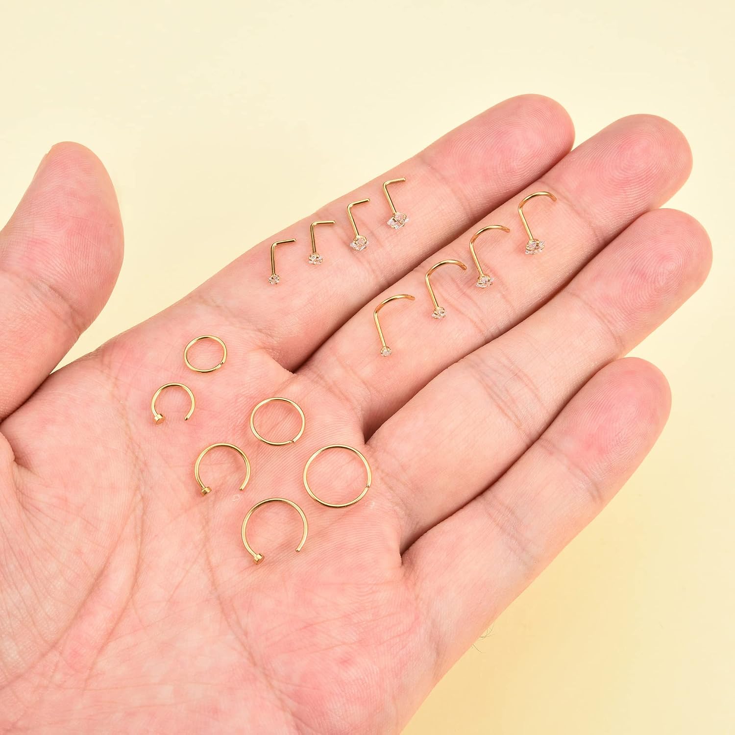 Detalle de PiercingJak 14er Nasenpiercing Set Gold Edelstahl – 0,8 mm / 6–10 mm Innendurchmesser