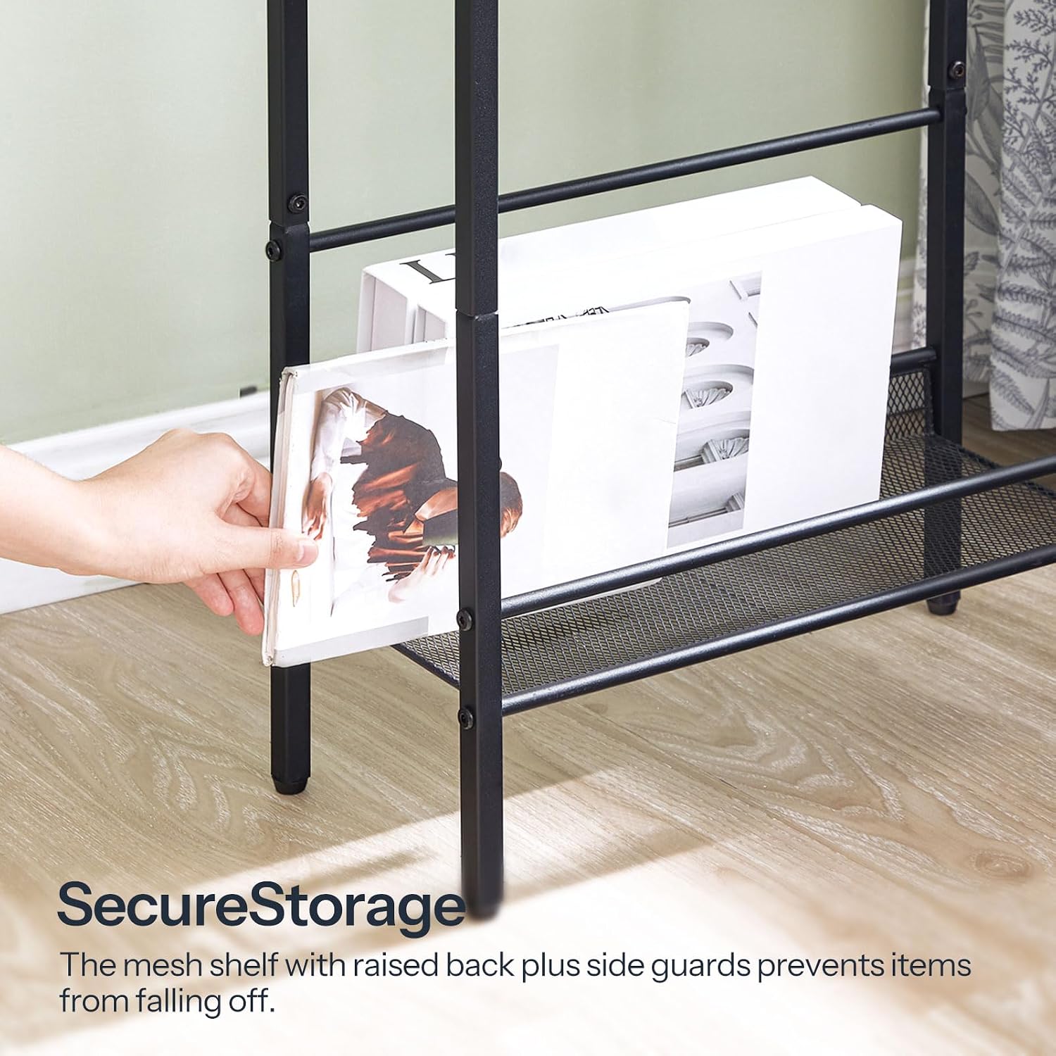 Thumbnail 6 de HOOBRO Slim Side Table with Charging Station (EBG102KBZ01) – Narrow 3-Tier Bedside Table for Small Spaces
