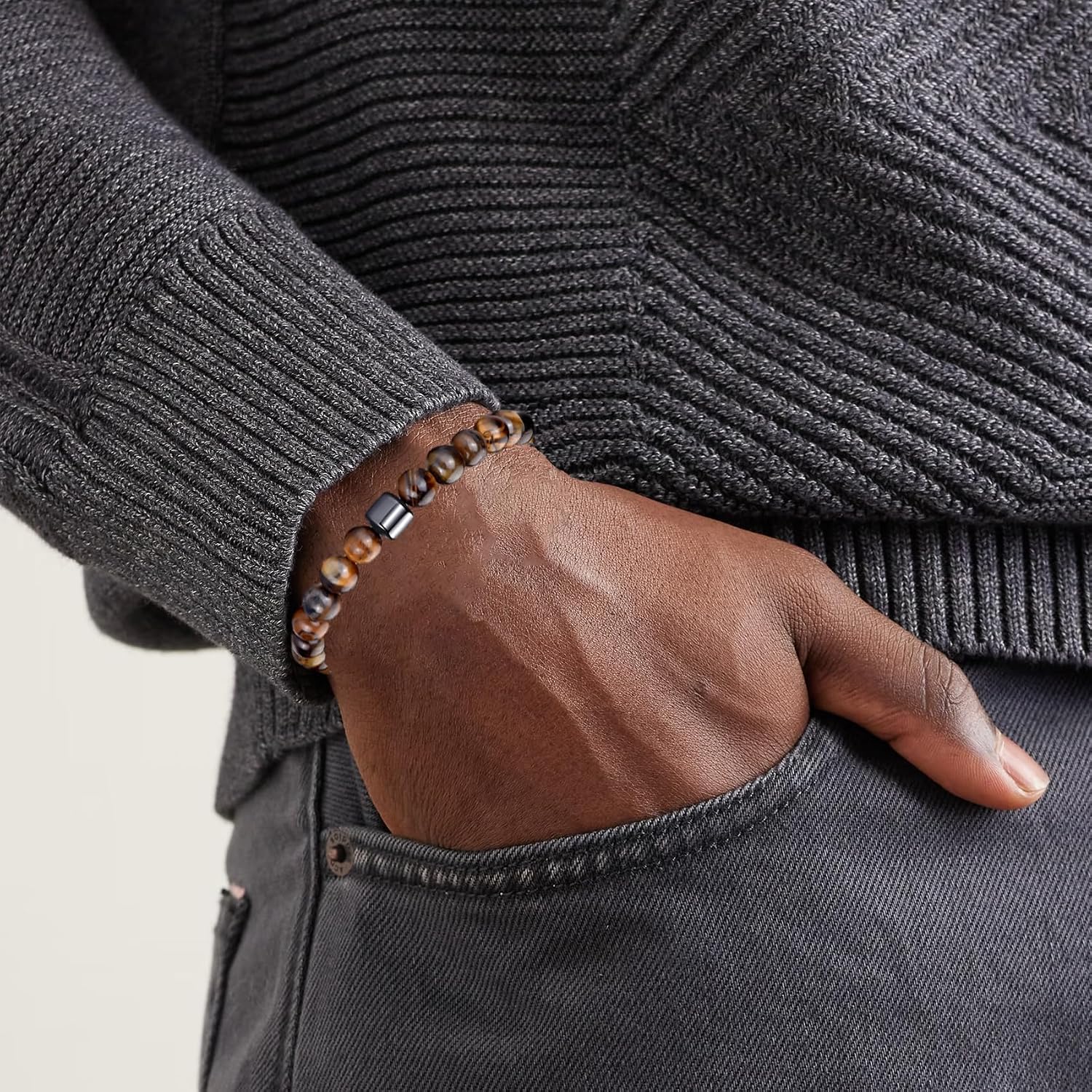 Detalle de RANKEEF Perlenarmband Herren (8 mm) im Set – Stretch-Armbänder mit schwarzer Kristall-Perle, verstellbar