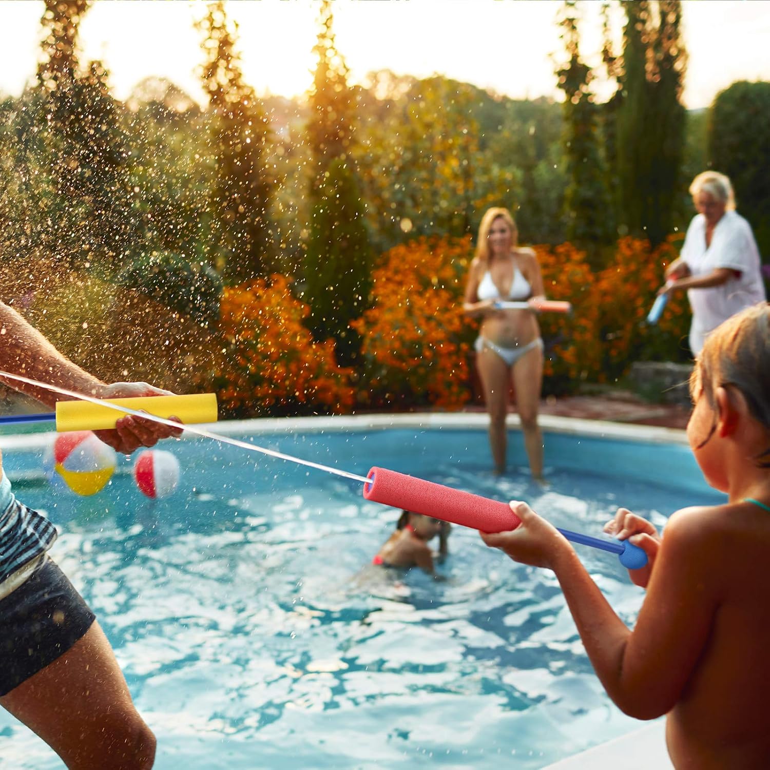 Detalle de Lehoo Castle Water Pistols for Kids – 12-Pack Foam Water Squirters for Summer Fun