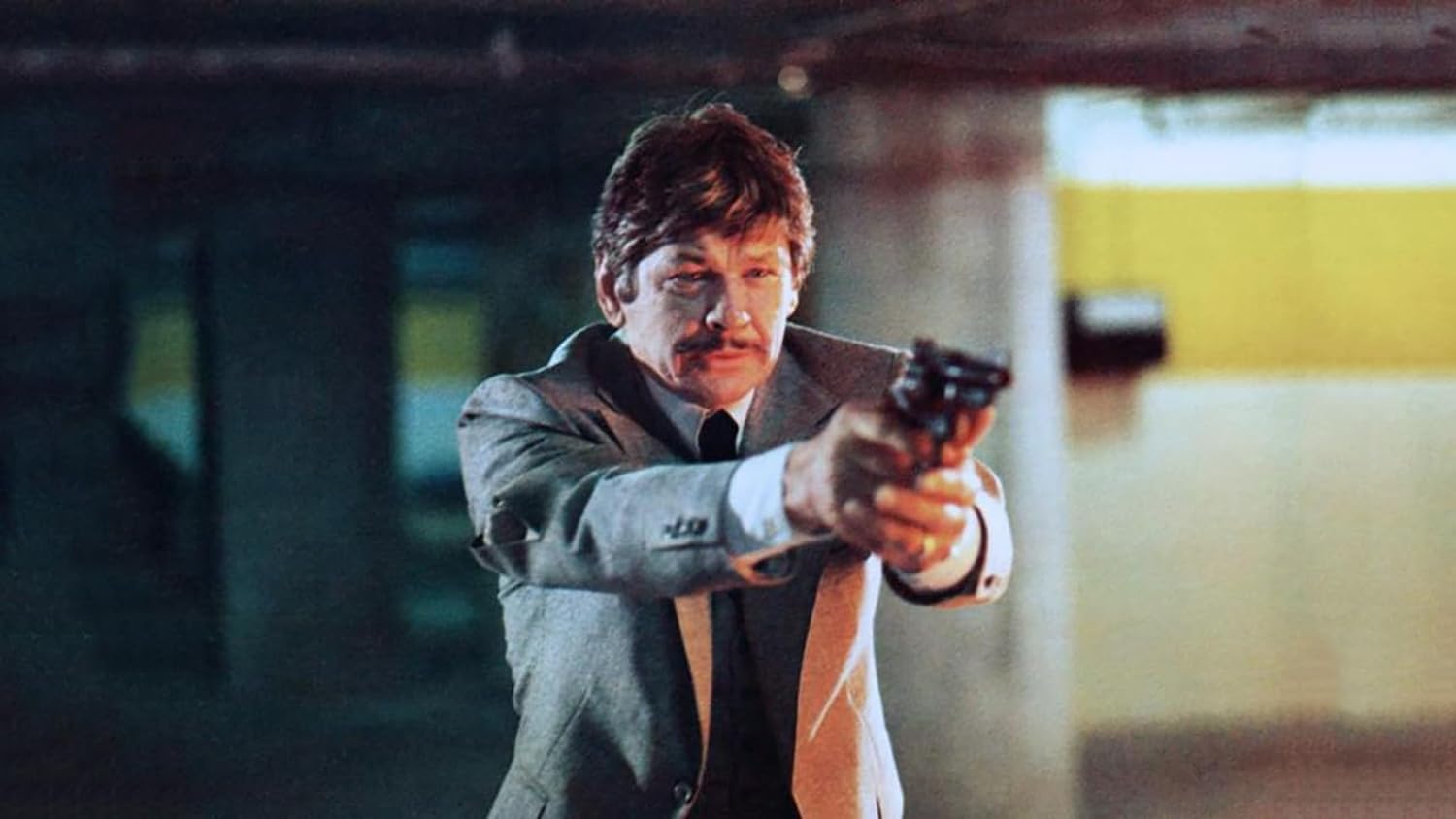Detalle 2 de Telefon – Mediabook (Blu-ray+DVD), spionagethriller met Charles Bronson