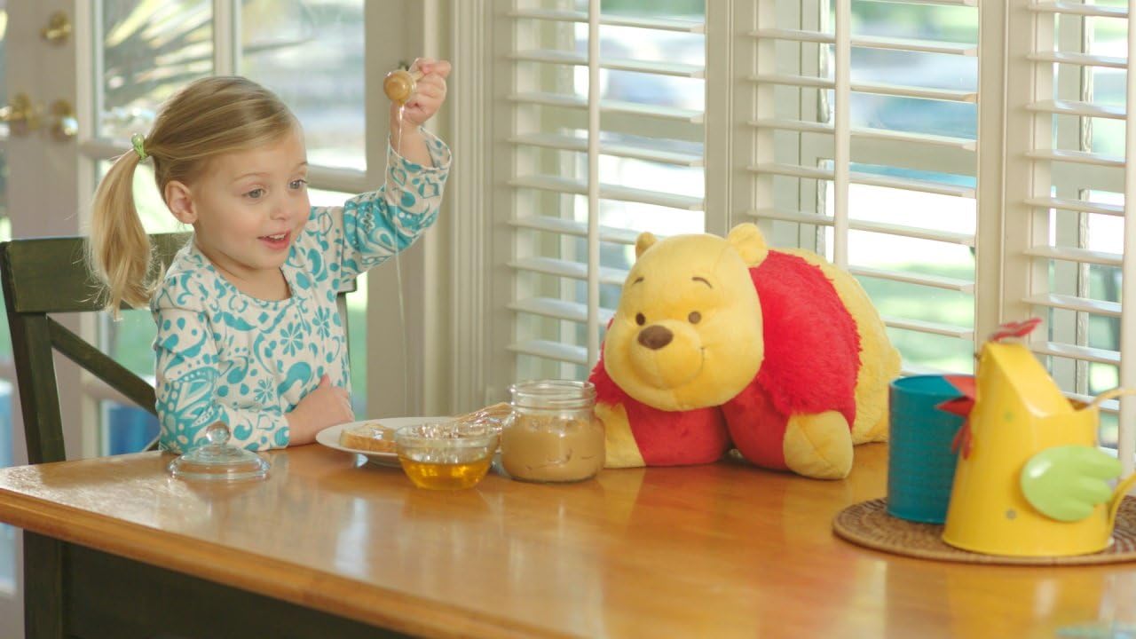 Detalle 2 de Pillow Pets Disney Winnie The Pooh 16" Stuffed Animal Plush