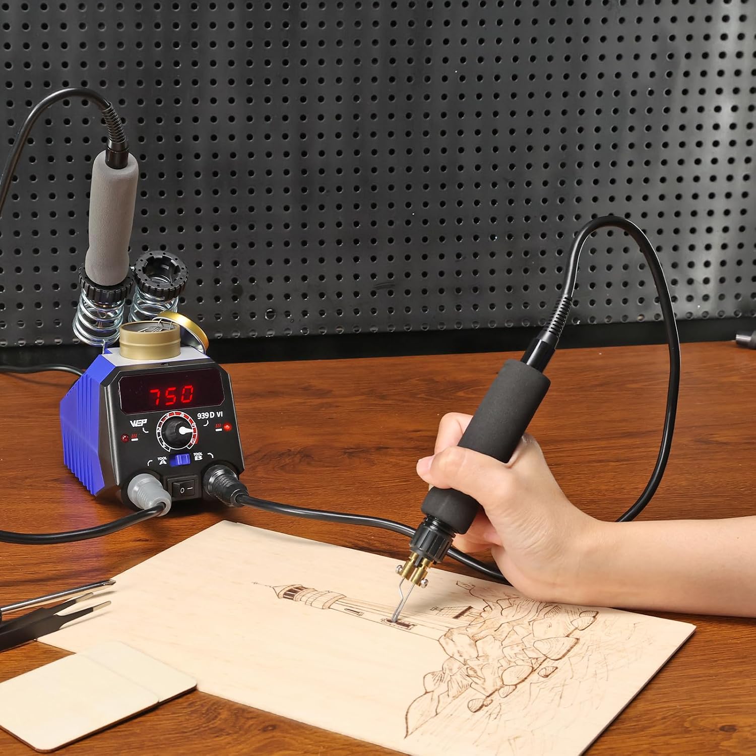 Detalle 2 de WEP 939D-VI Dual-Pen Wood Burning Kit with 20 Tips and A/B Toggle